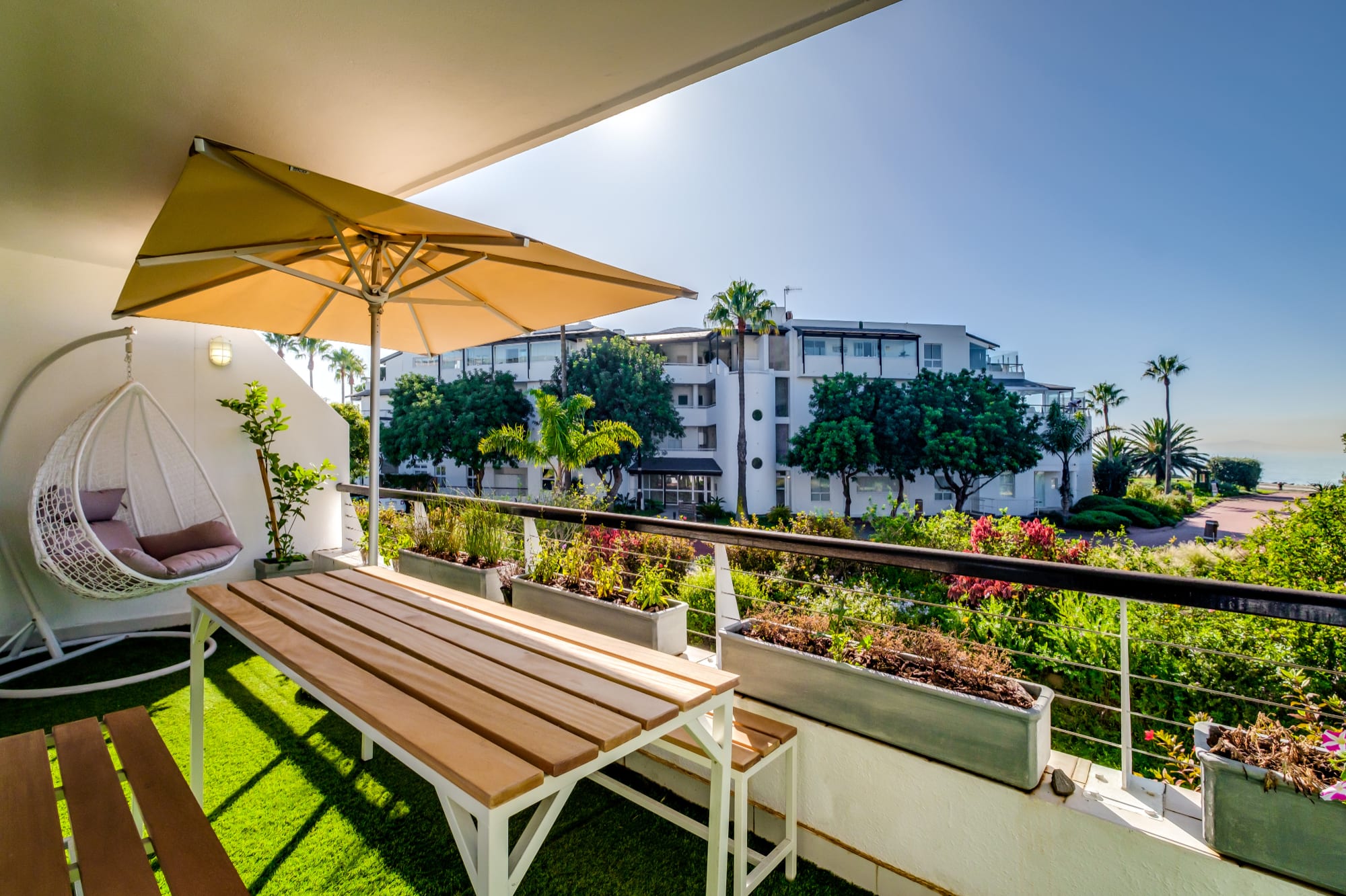 Elegant Apartment at the Waterclub Amani Views