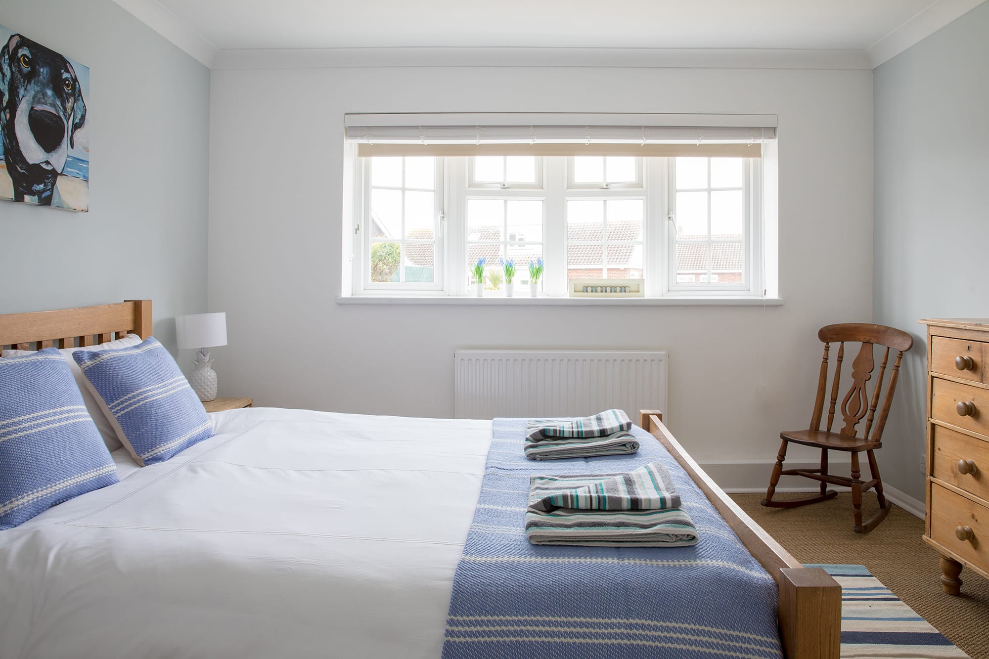 We have prepared many fresh and clean towels for each guest.