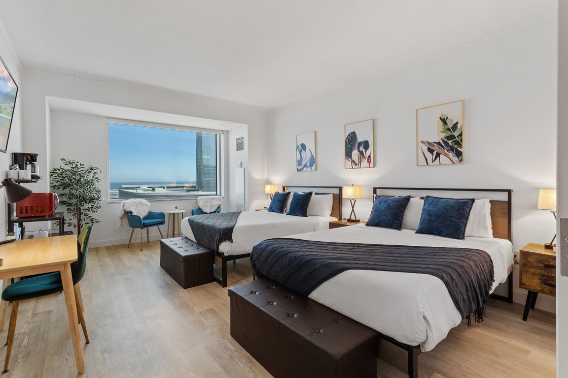 Double Queen Room | CozySuites