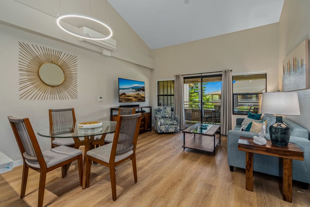 Modern & Tropical Oceanside Vistas — Kihei, HI — vacation rental