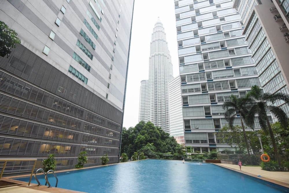 Central 2BR Apt 5 mins KLCC Twin Towers, Bathtub — Kuala Lumpur, Wilayah Persekutuan Kuala Lumpur — vacation rental