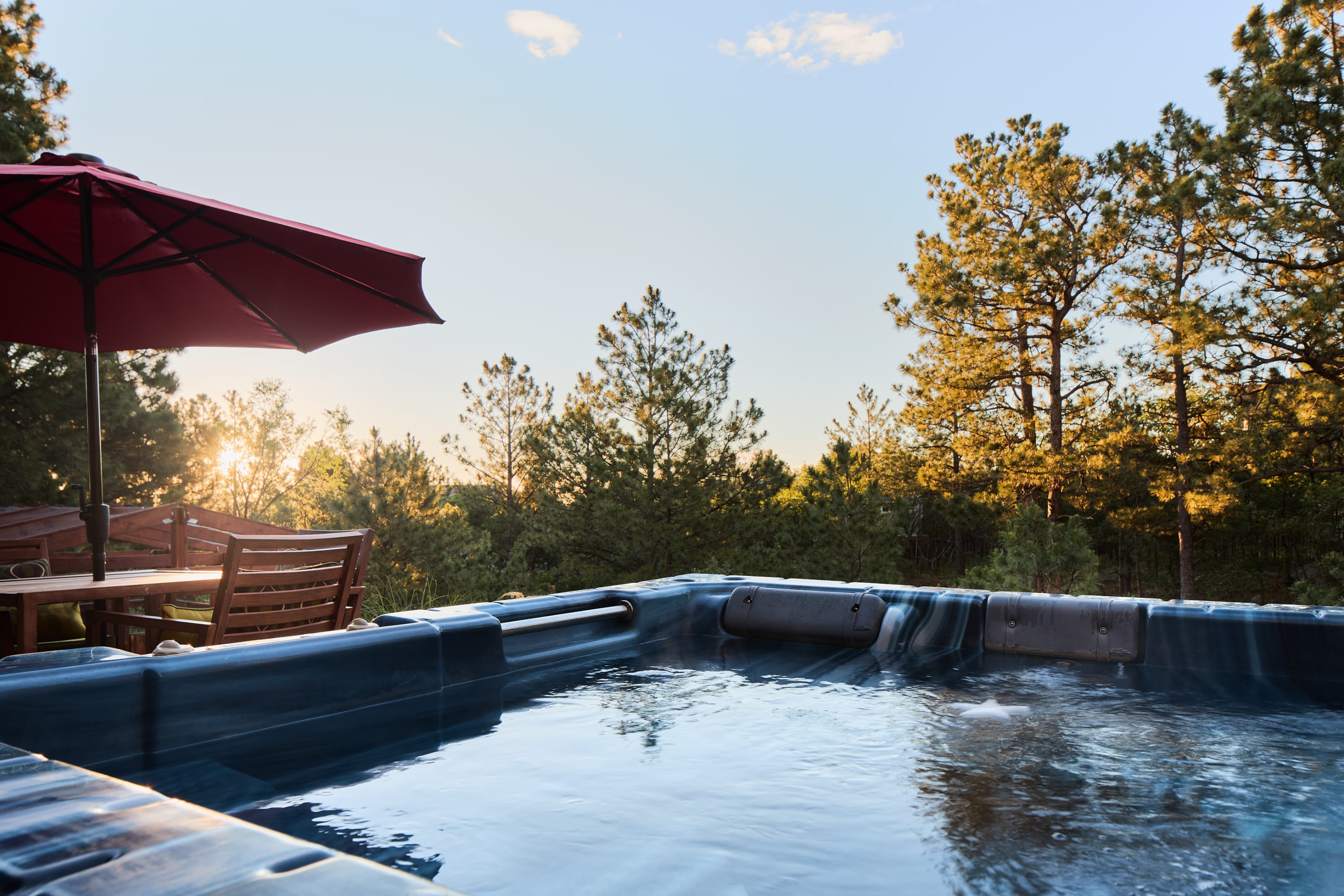 Serene Backyard Views ★ Near CM Zoo ★ Hot Tub ★ — Colorado Springs, CO — vacation rental
