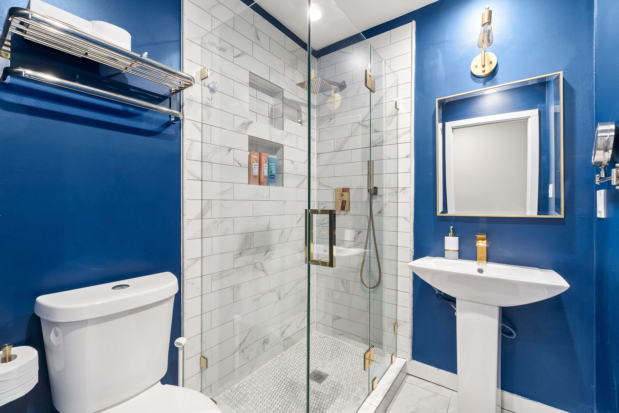 Emerald Indigo House | Pet Friendly - Picture 46