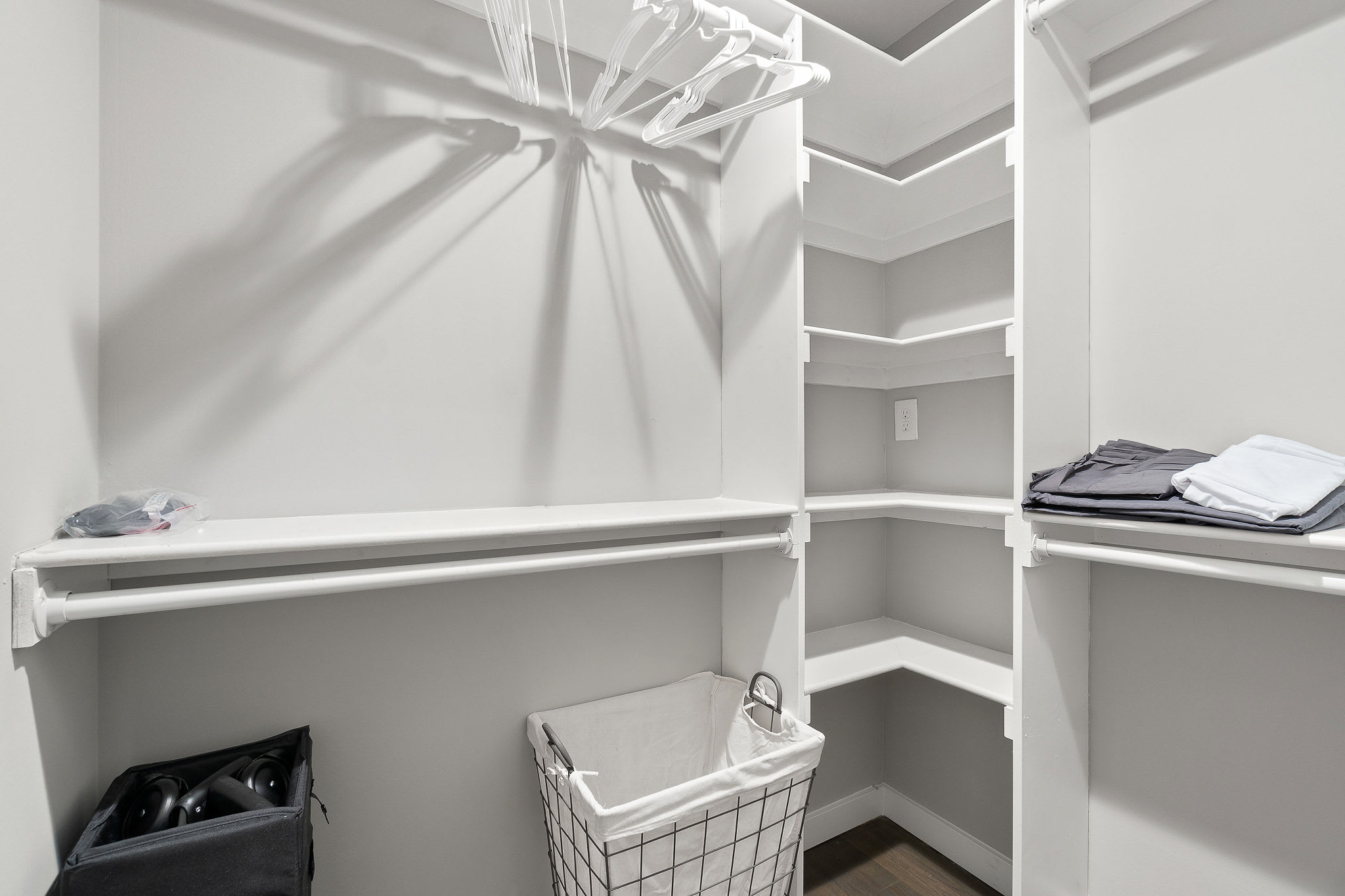 Emerald Indigo House | Pet Friendly - Picture 36