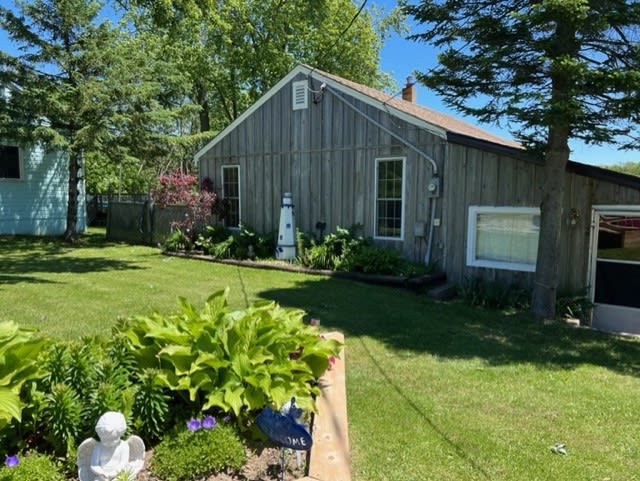 3 bdrm country cottage - Main house - Rosewood cottages — Southampton, Ontario — vacation rental