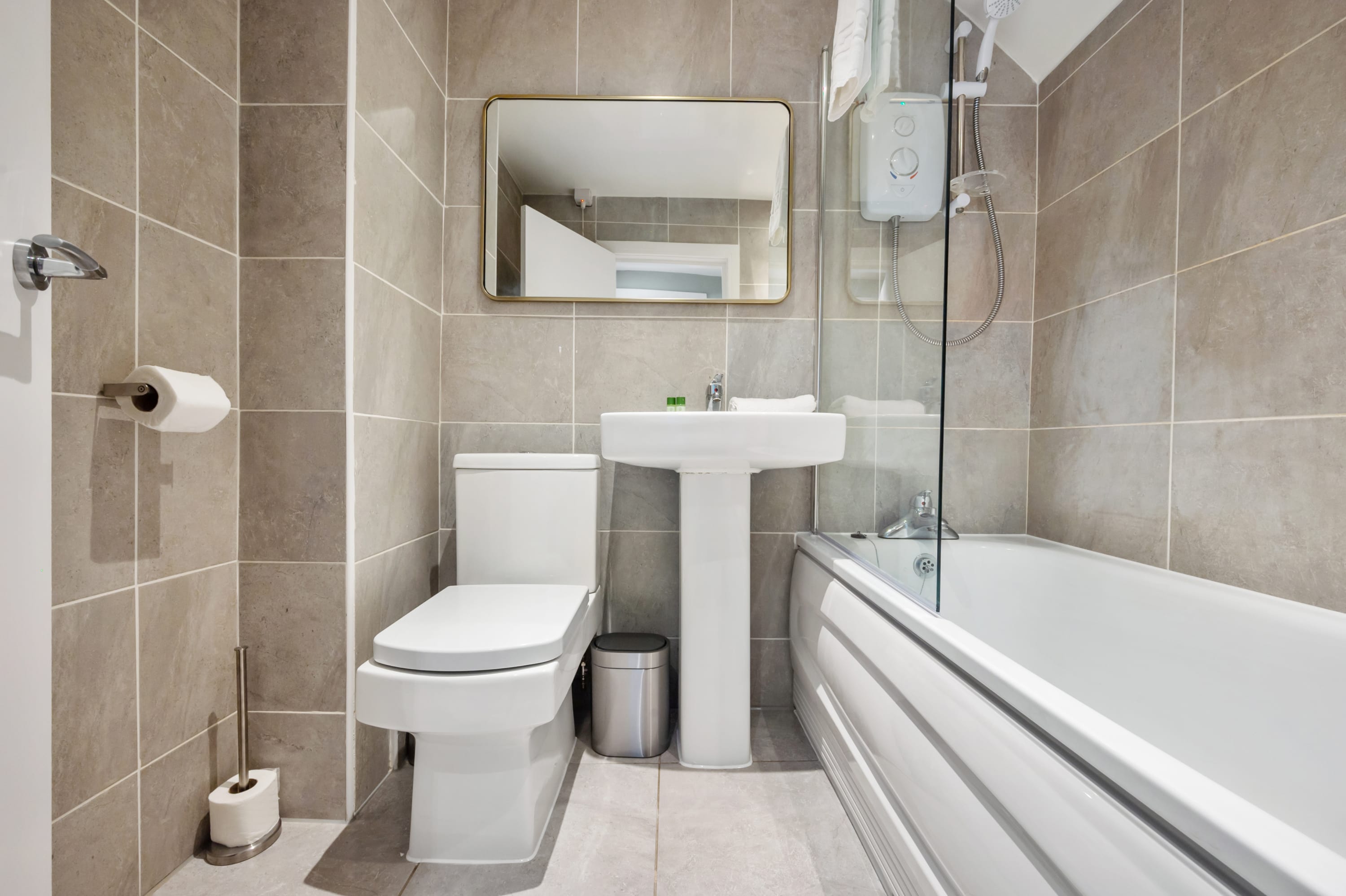 Host Apartments | The Georgian Quarters at Bedford St IV