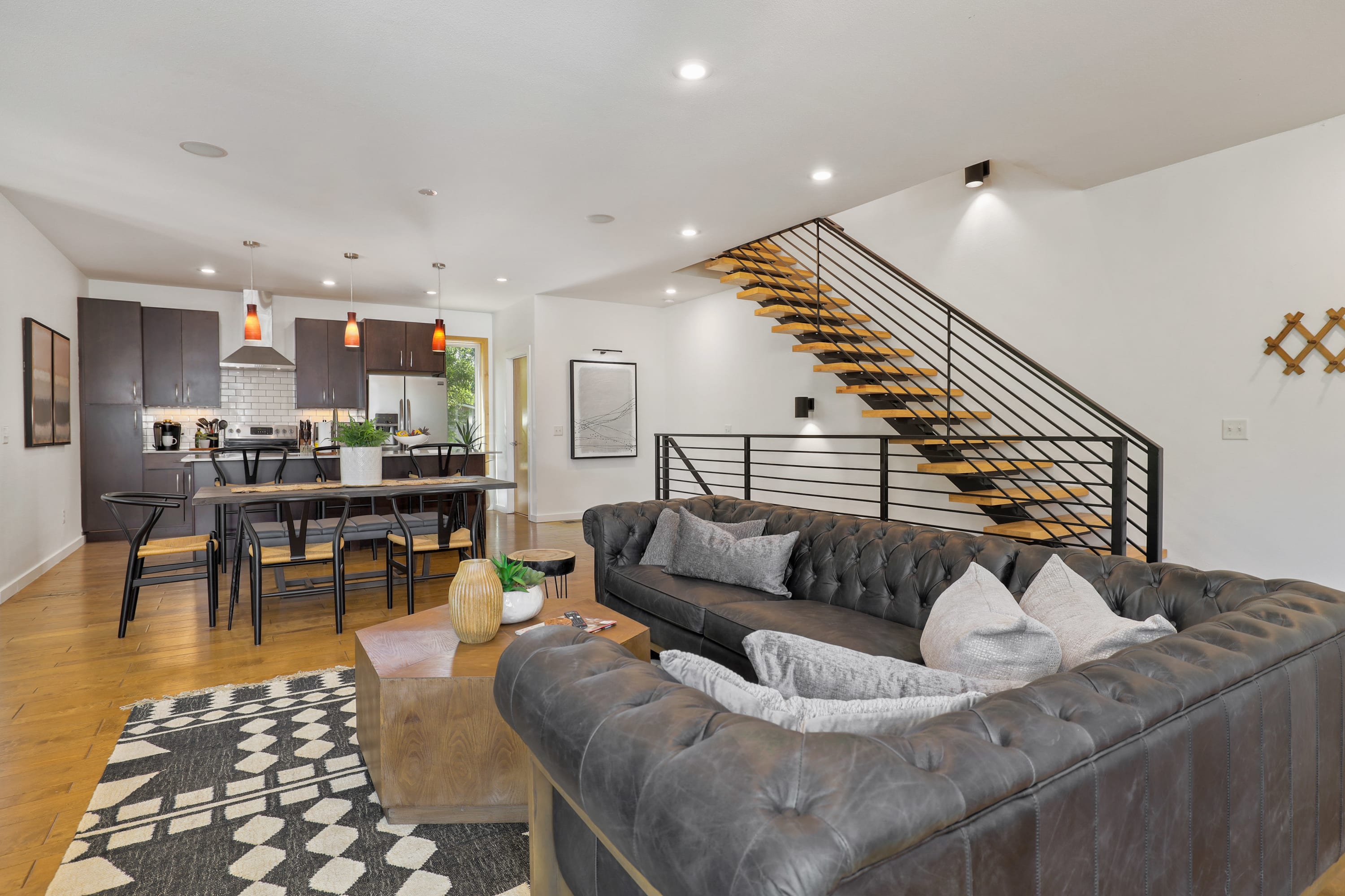 Tipton Townhouse - 1.5 mi to DT and UofA β Fayetteville, AR β vacation rental