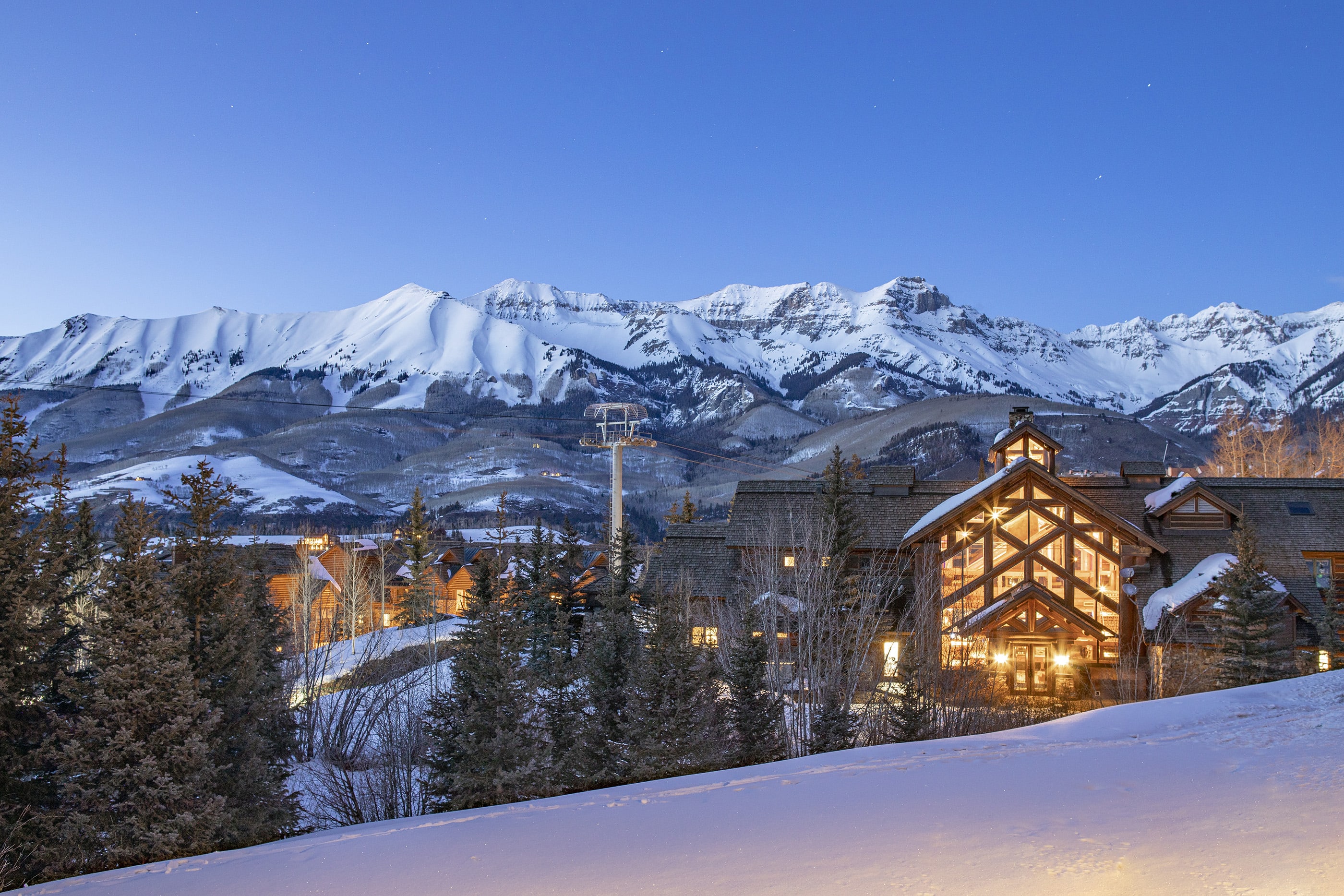 Ski-in And Elegant Amenities - Luxurious Mountain Lodge Retreat - Telluride, CO