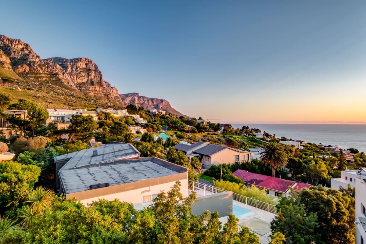 Camps Bay Family Home with Sea Views Coral House