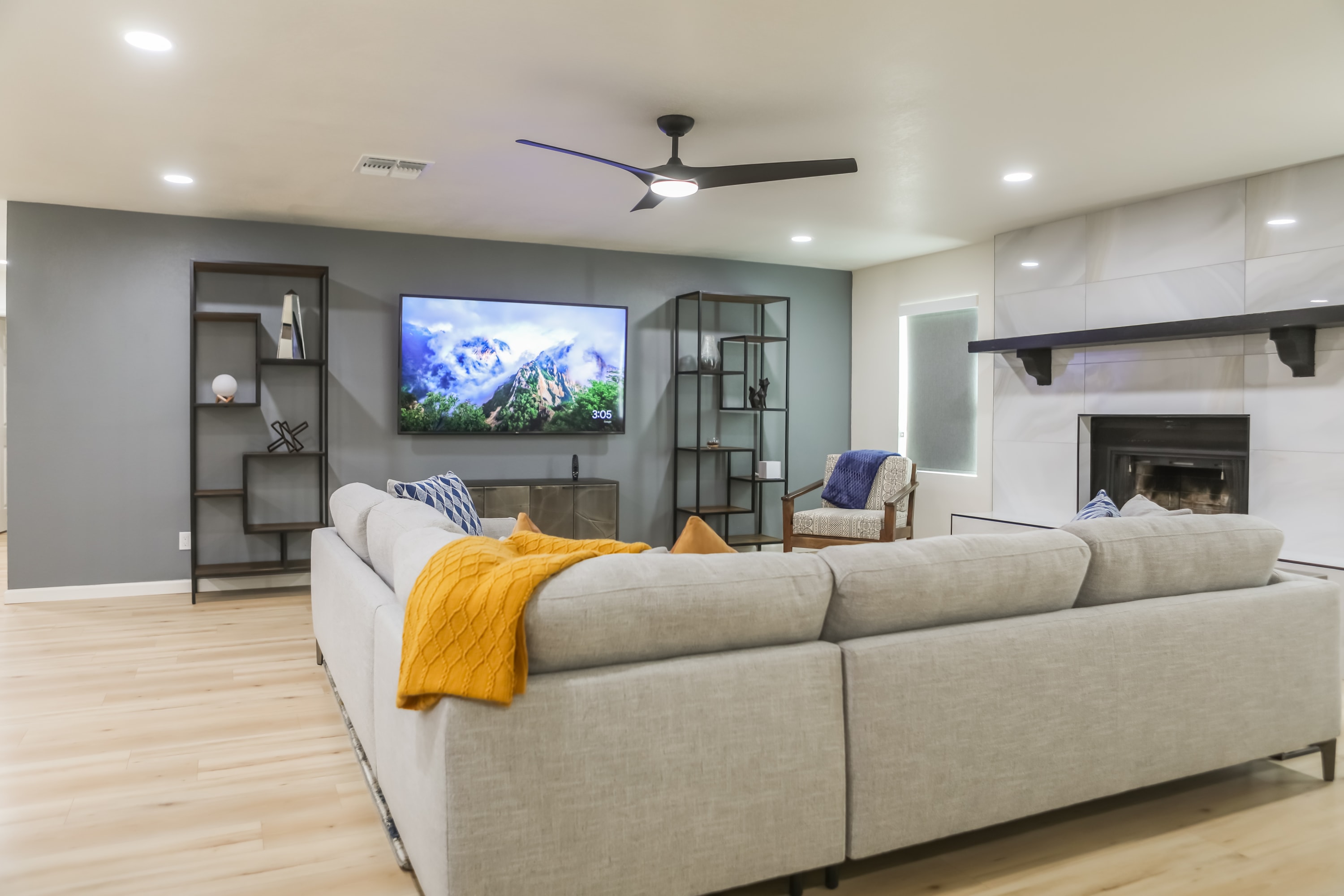 Cozy house w/ putting green, mtn. views, BBQ — Fountain Hills, AZ — vacation rental