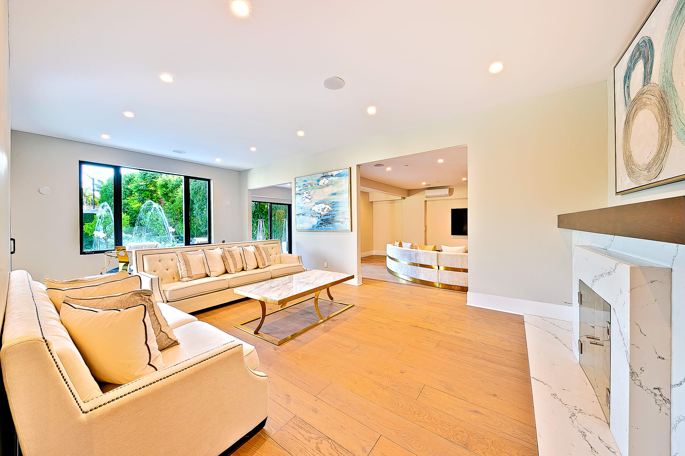 The Beverly Hills Estate & Tennis Court - Picture 29