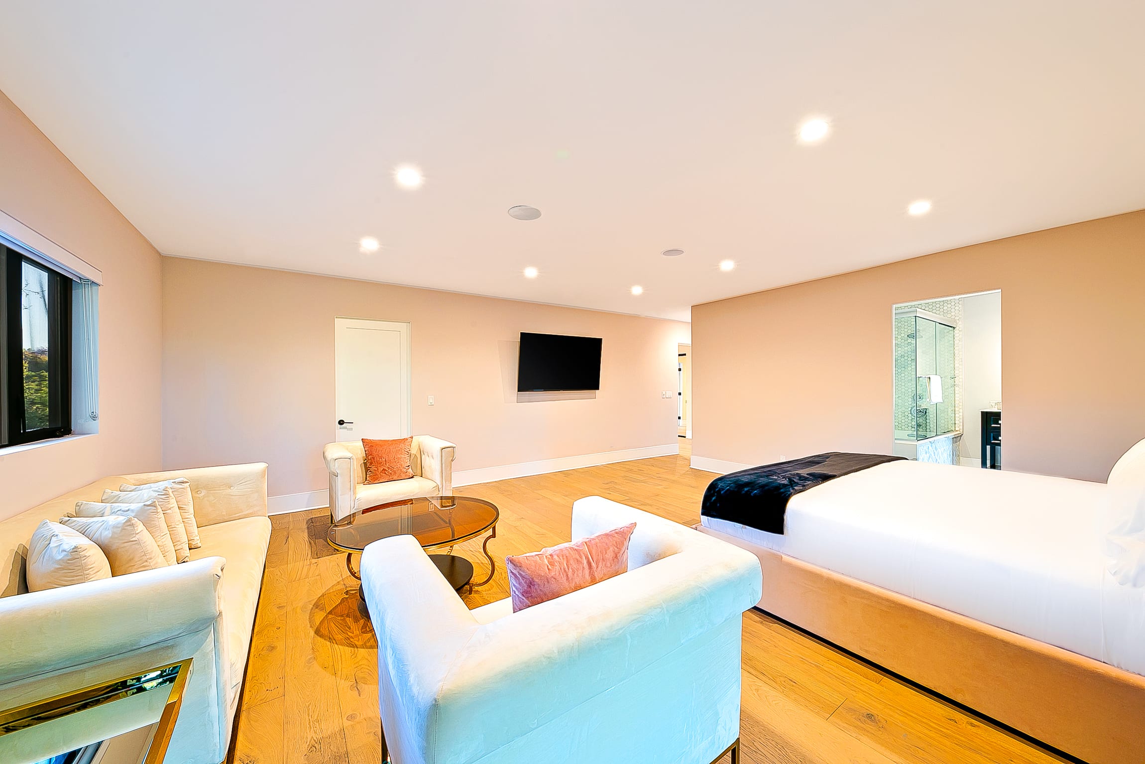 The Beverly Hills Estate & Tennis Court - Picture 38
