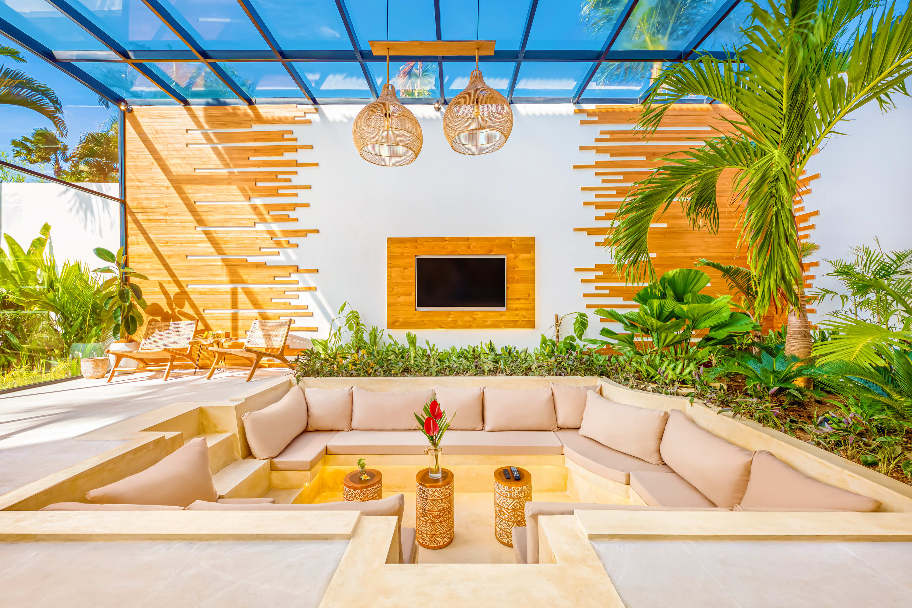 Villa Dublin - Luxury Glass 5 BDR & Pool — Kuta, Bali — vacation rental