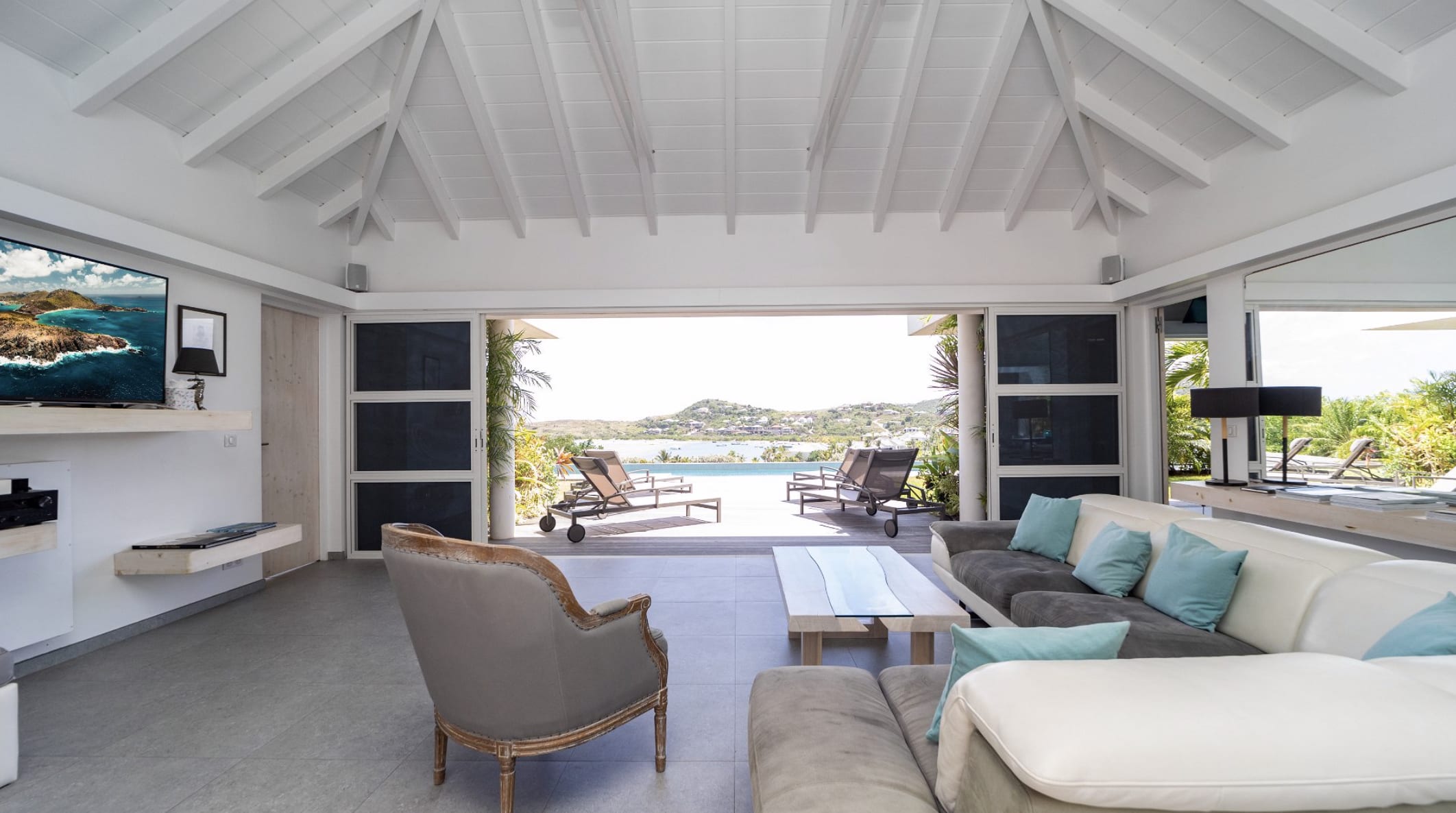 Charming villa with Outstanding View 6