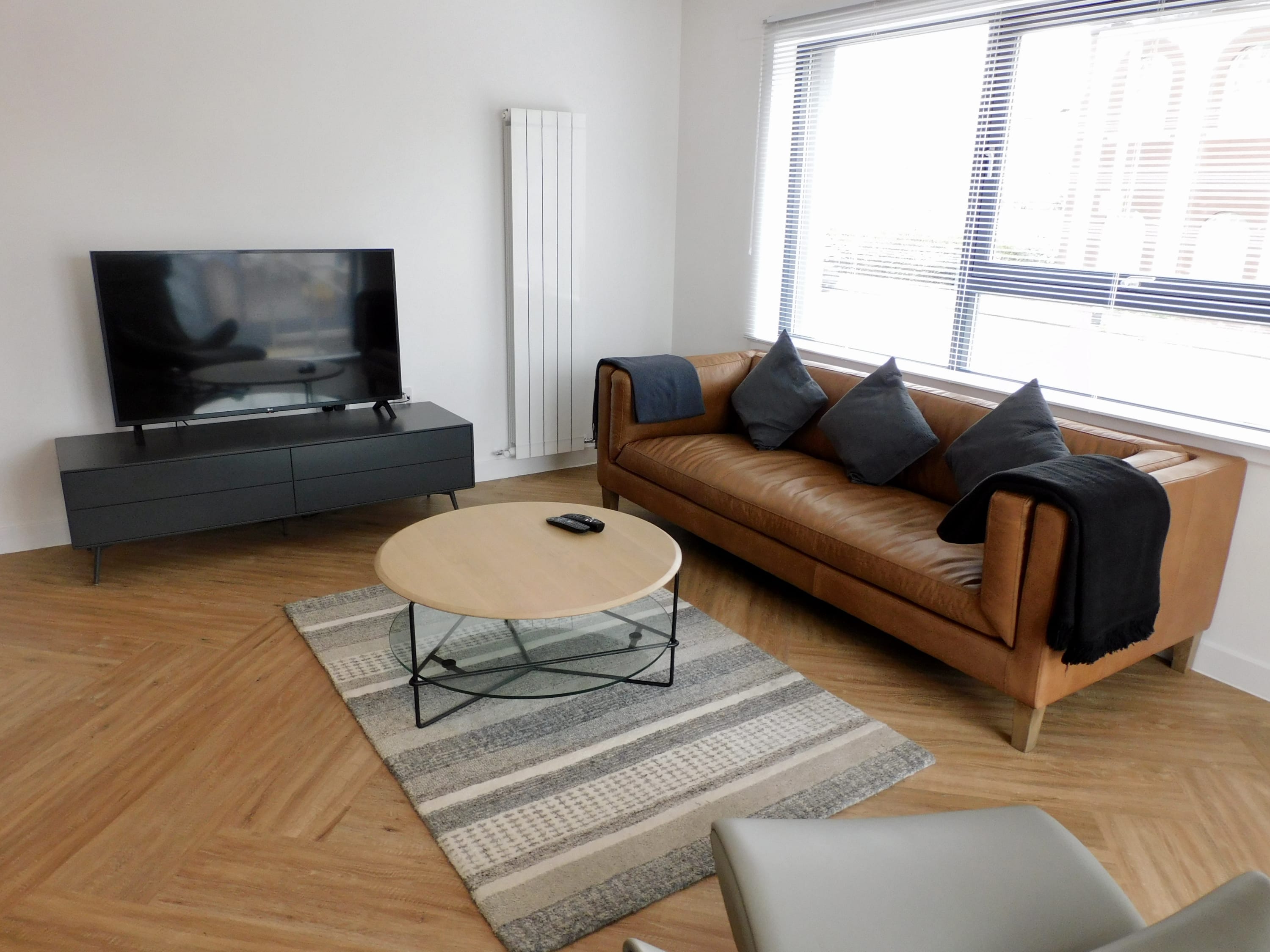New build, Gorgeous, 2 bed Apt in Finnieston