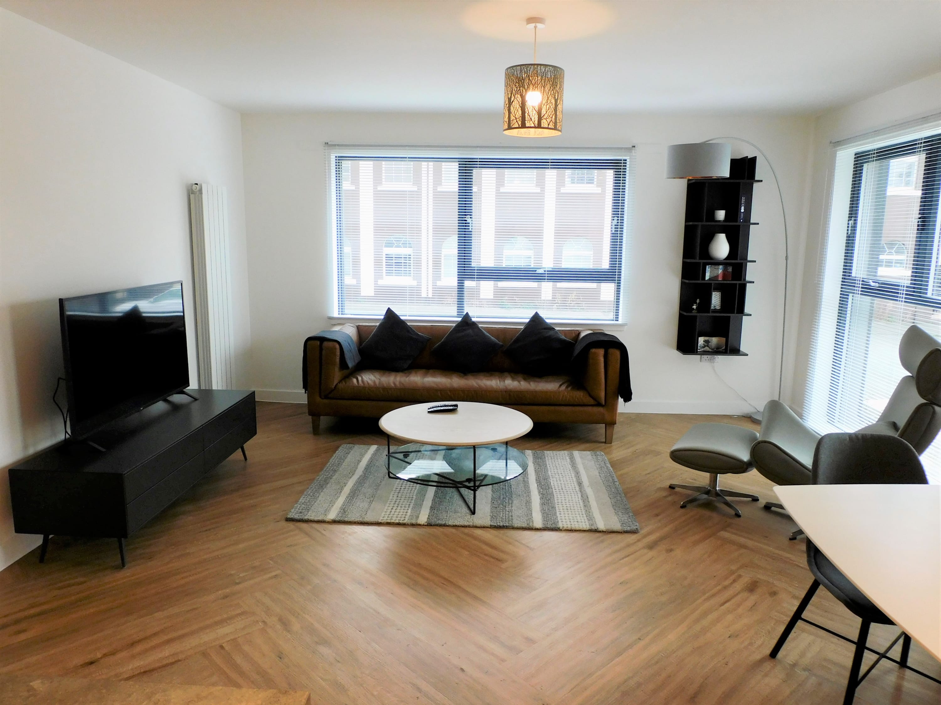 New build, Gorgeous, 2 bed Apt in Finnieston