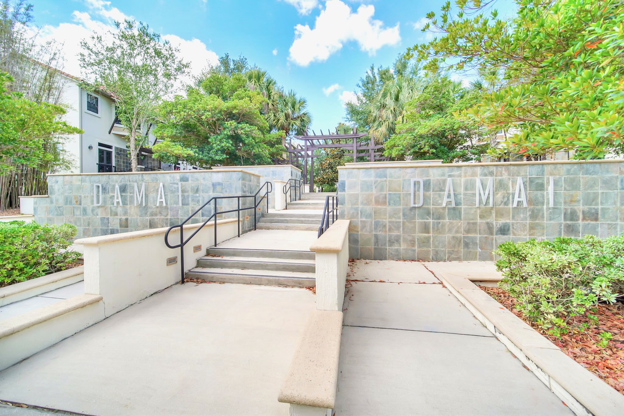 4BR Townhome in Damai Resort Near Disney | Photo 34