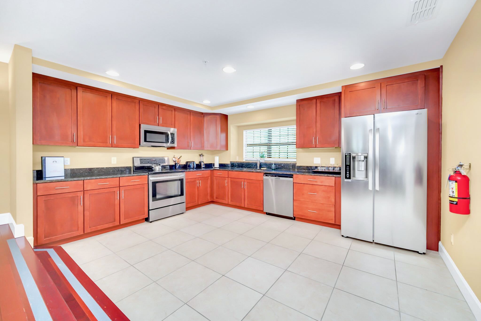 Fully Equipped Open Concept Kitchen