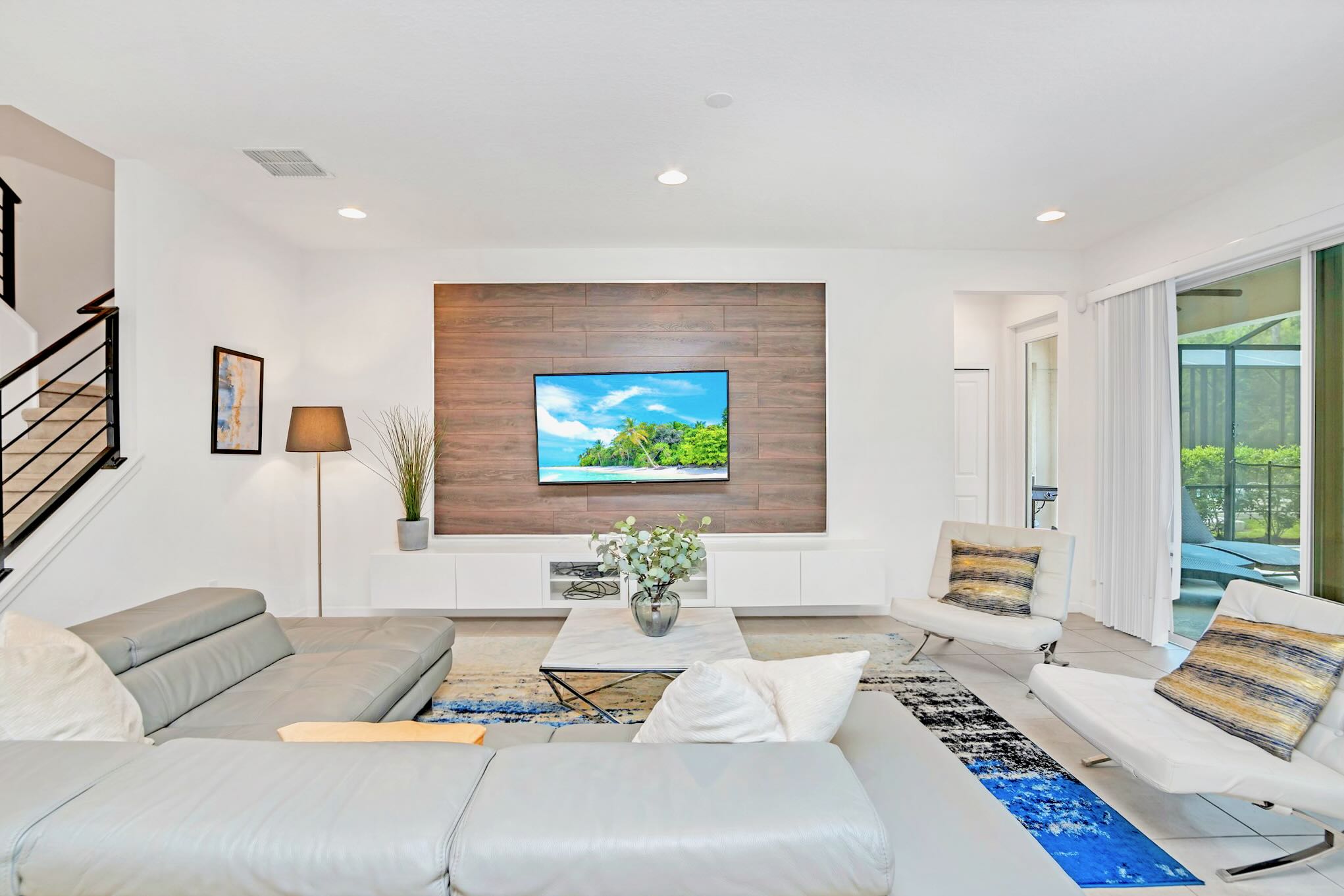 Smart TV with High Speed Internet Access