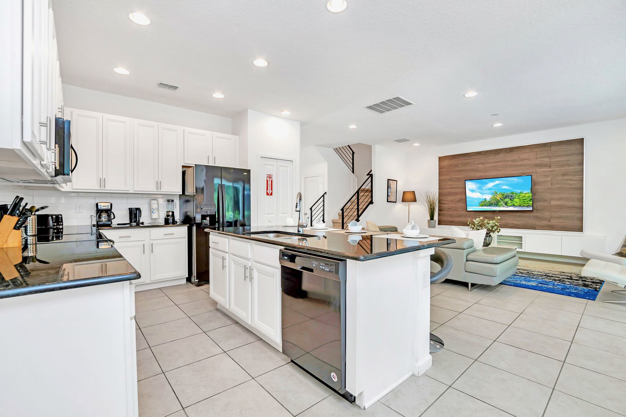 Fully Equipped Chef's Kitchen