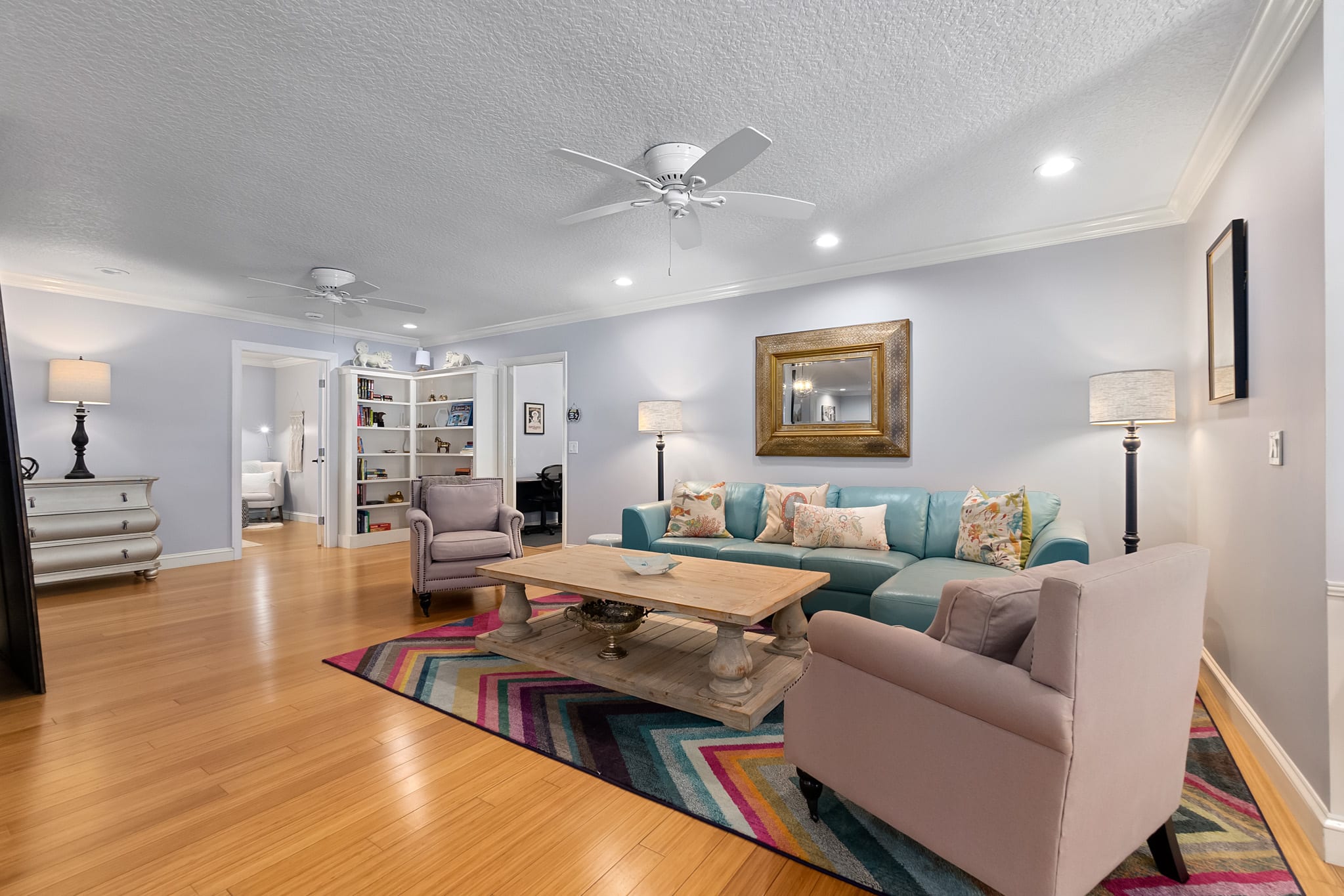Spacious, modern, perfect location on Magnolia Ave — photo 12