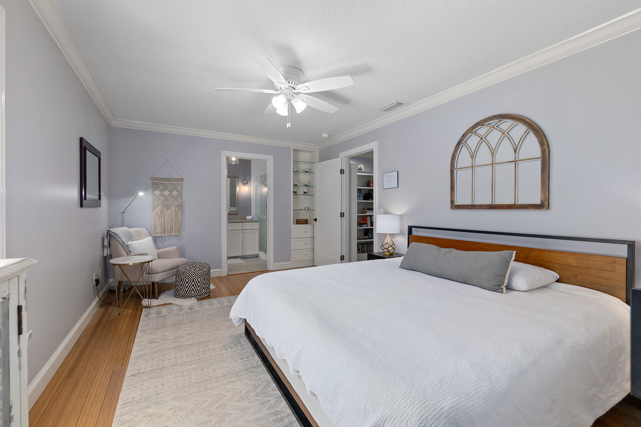 Spacious, modern, perfect location on Magnolia Ave — photo 20
