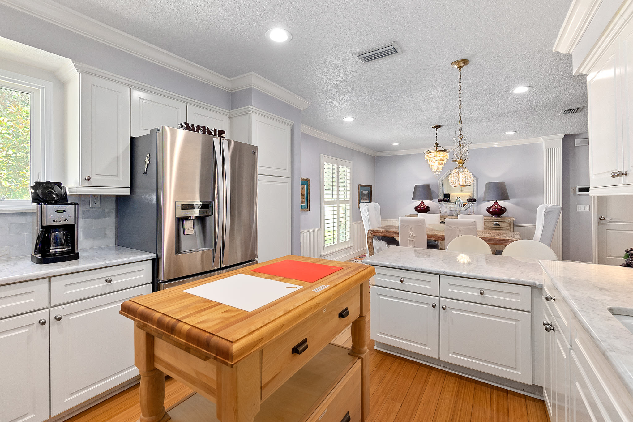 Spacious, modern, perfect location on Magnolia Ave — photo 17