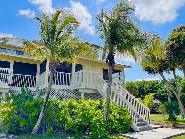 H2 0asis!: Gulf-front at Hideaway Bay — Placida, FL — vacation rental