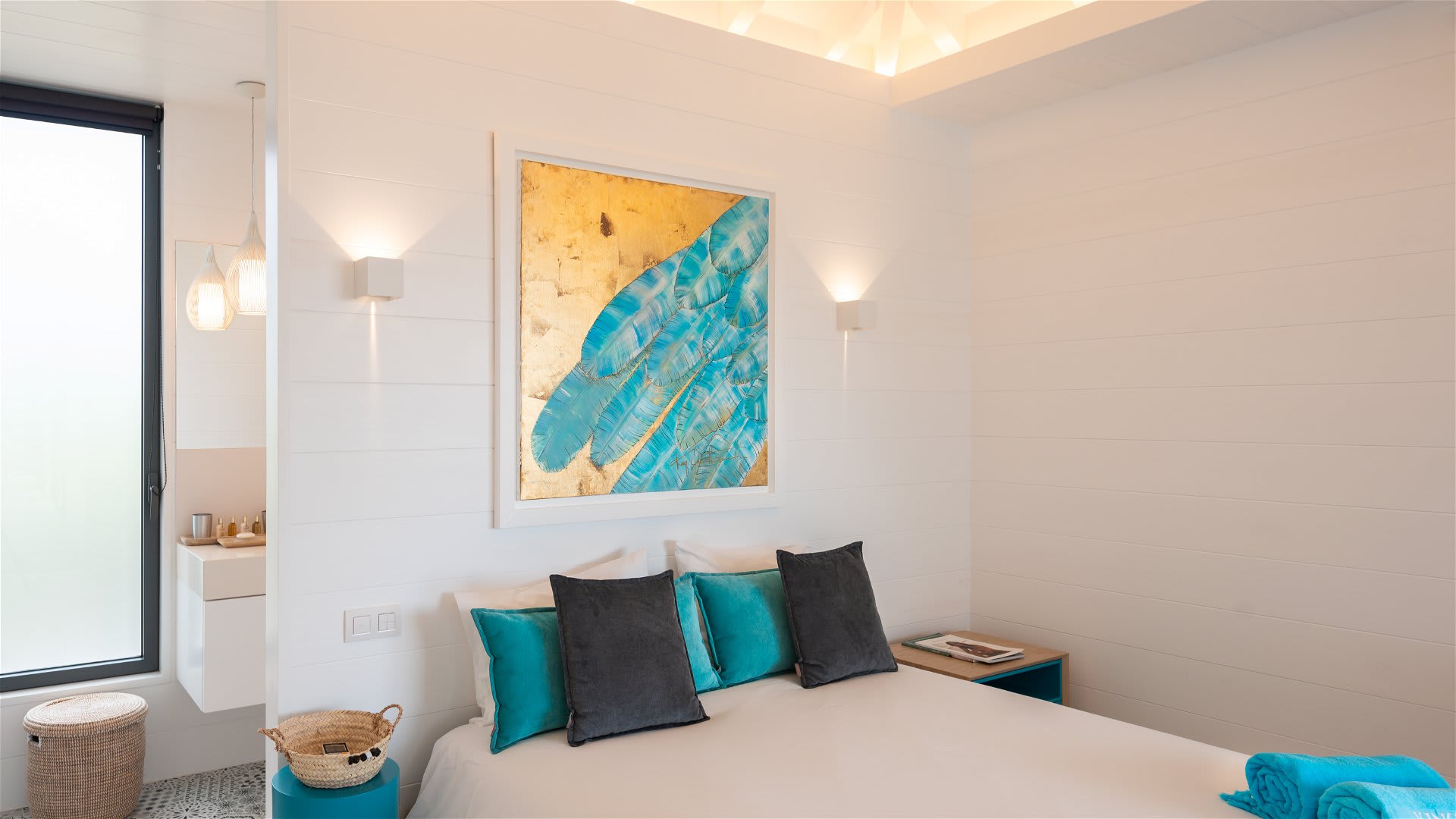 Lovely Decorated Villa with Ocean View | Photo 2