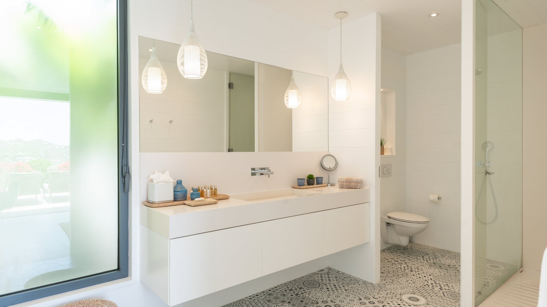 Lovely Decorated Villa with Ocean View | Photo 16