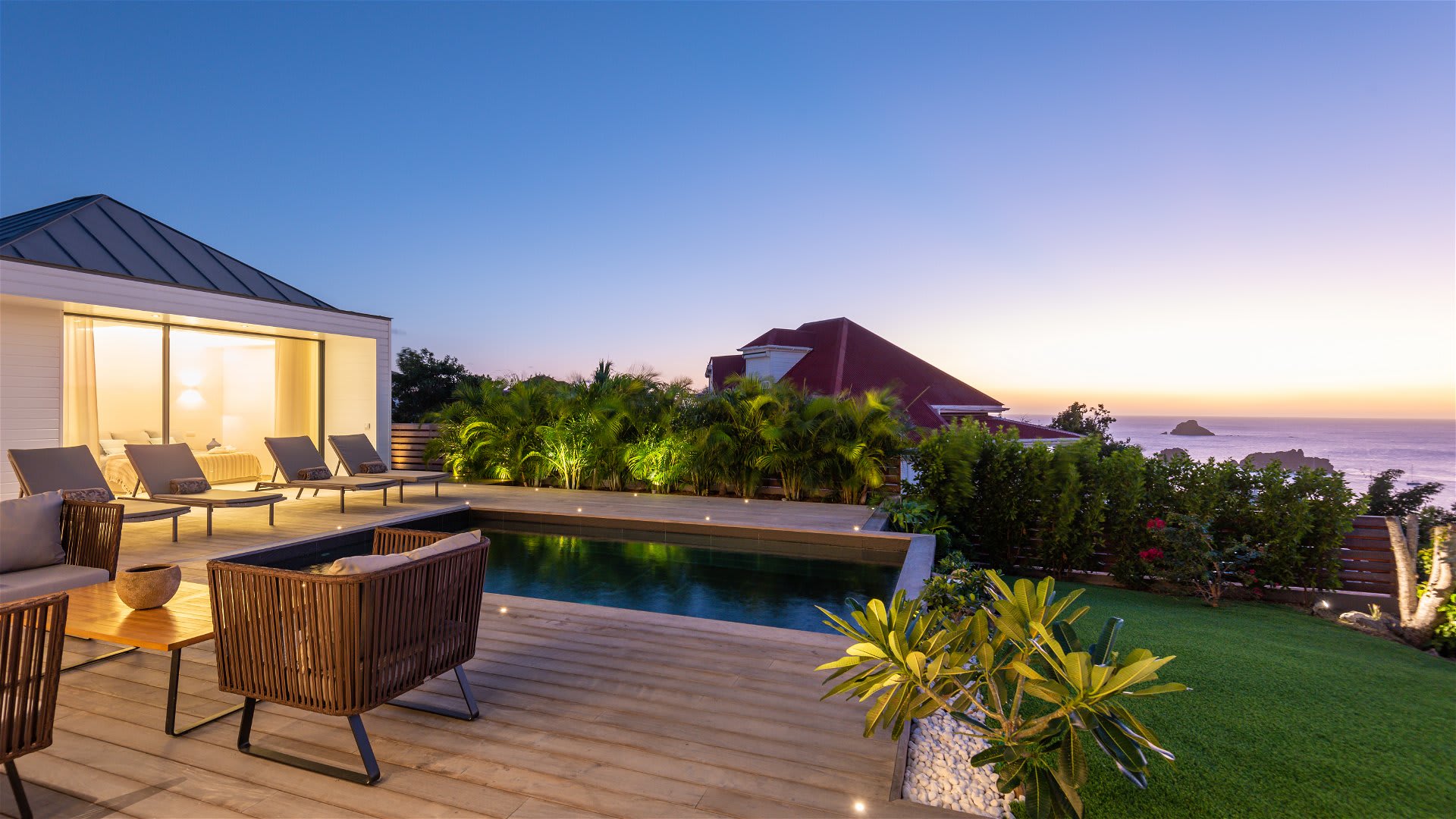 Lovely Decorated Villa with Ocean View | Photo 33