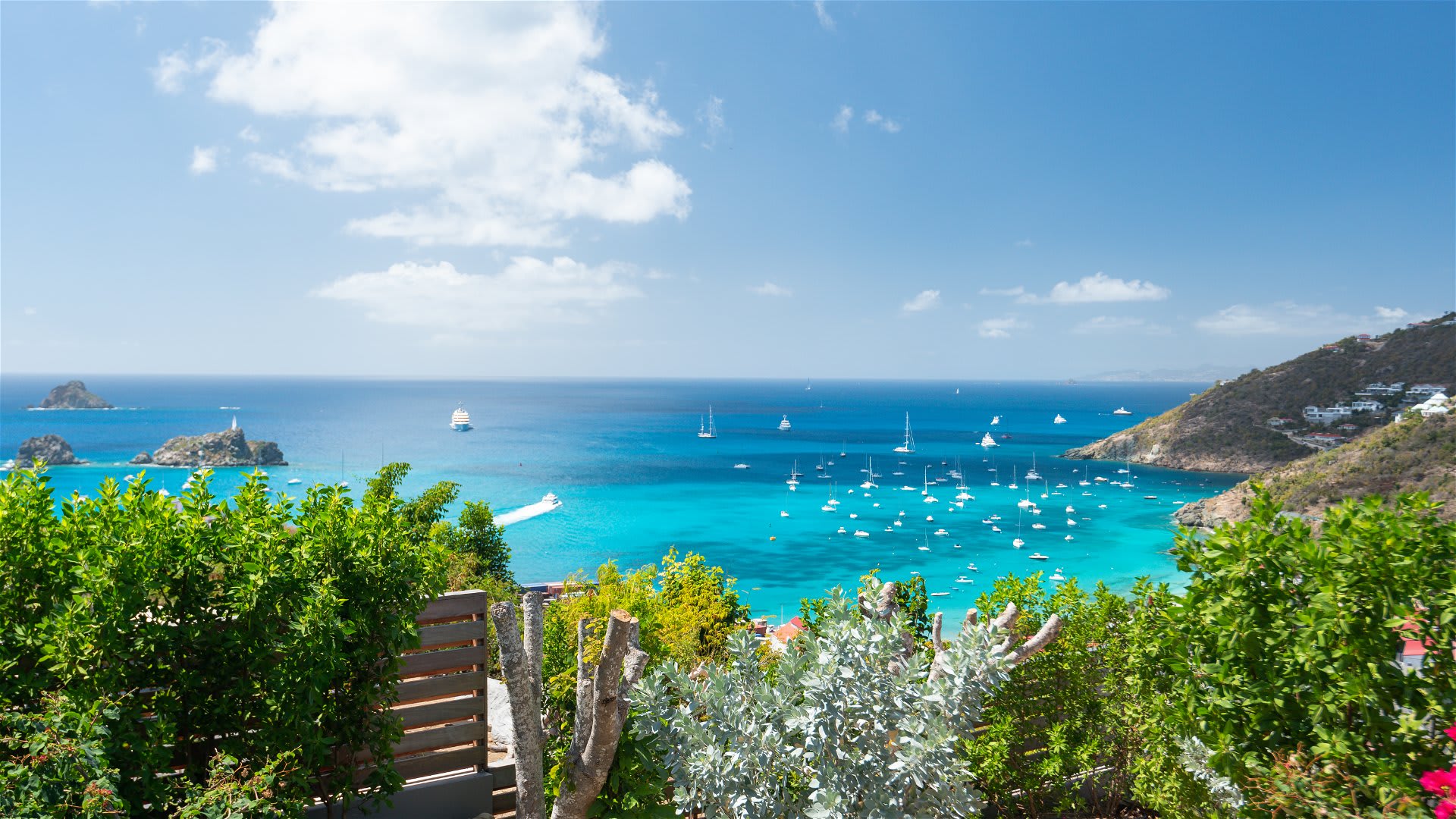 Lovely Decorated Villa with Ocean View | Photo 21