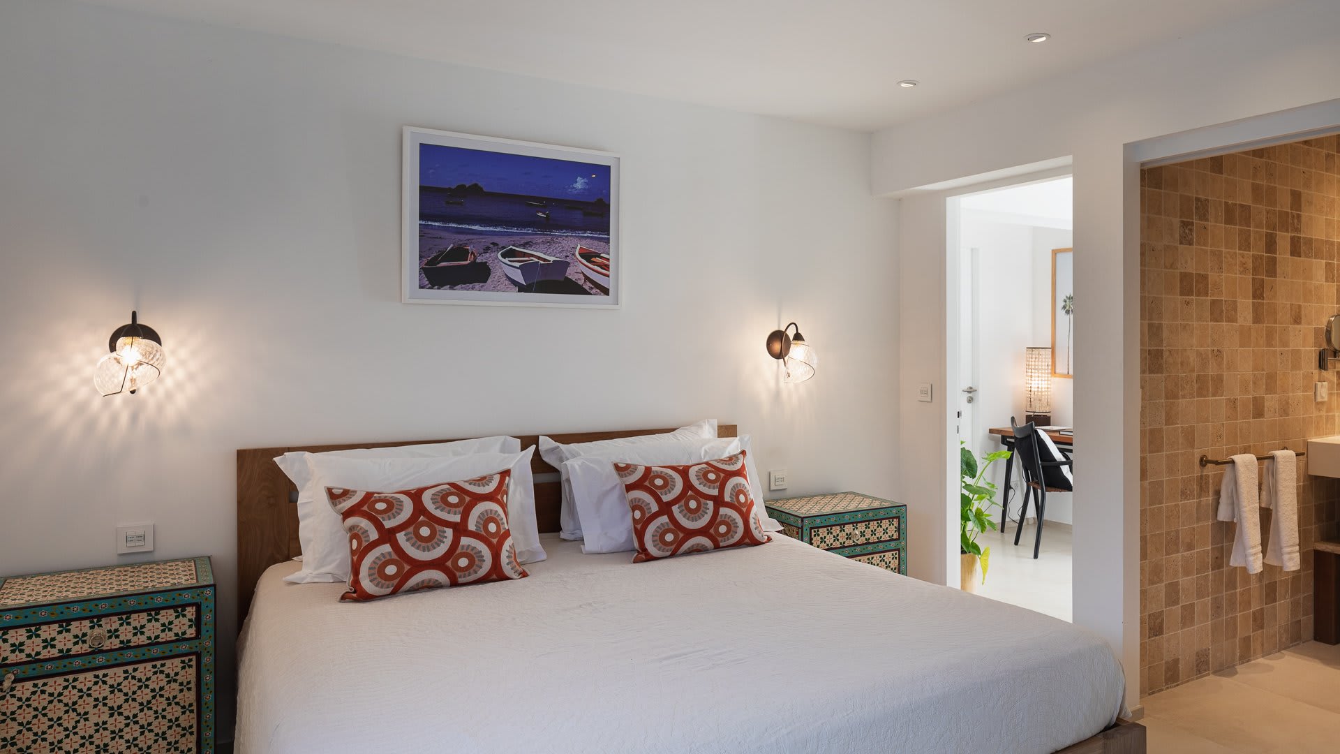 Caribbean Style Villa with Lush Environment 4