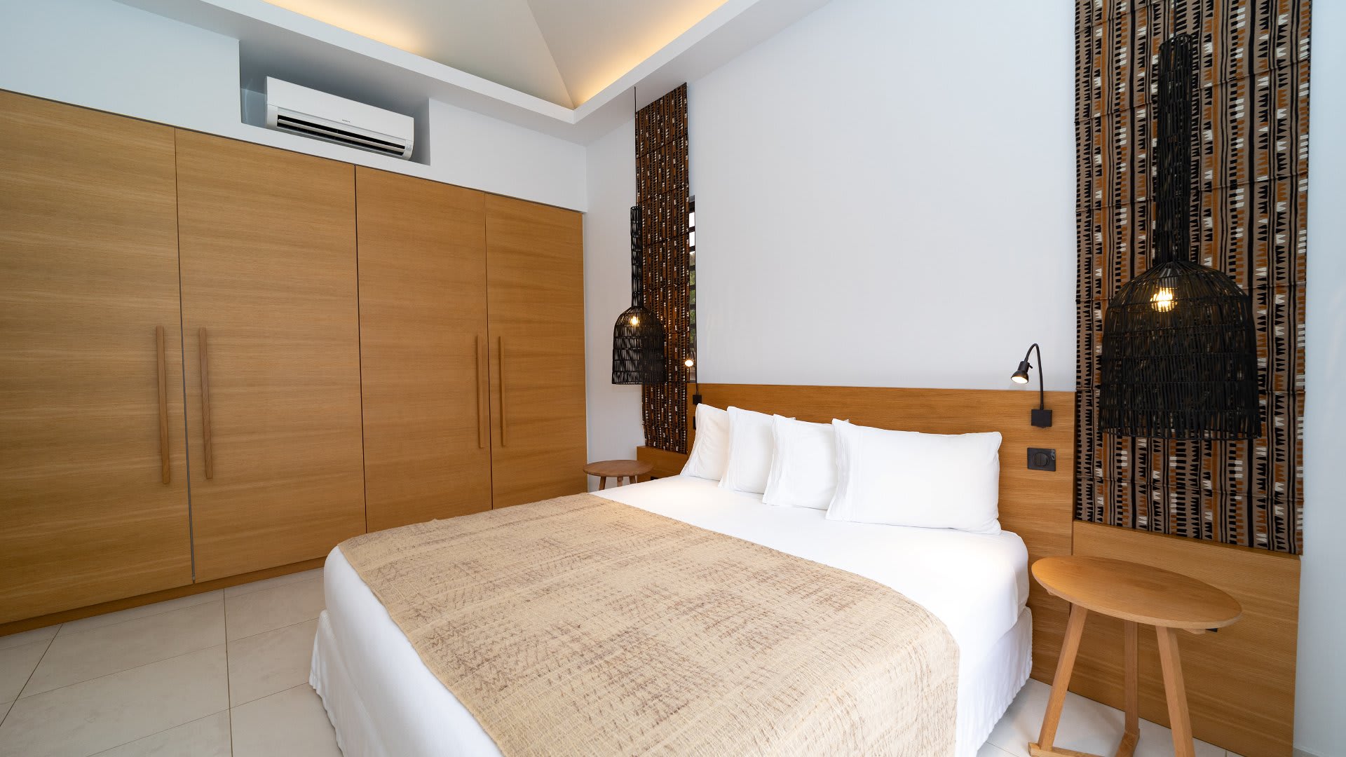 Privileged Villa for a Dream Stay 6