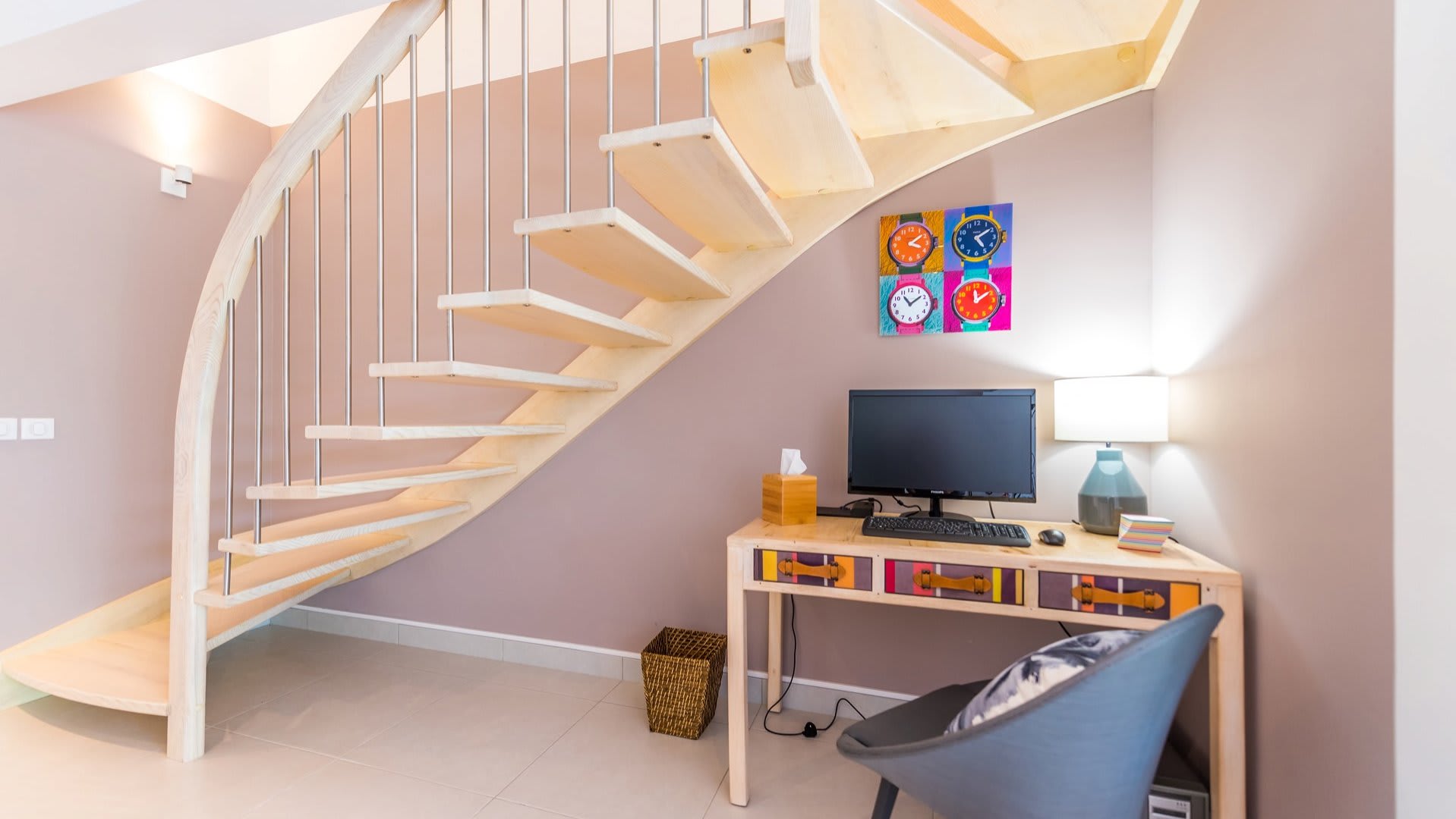 Lovely Villa with Lush Garden | Photo 16