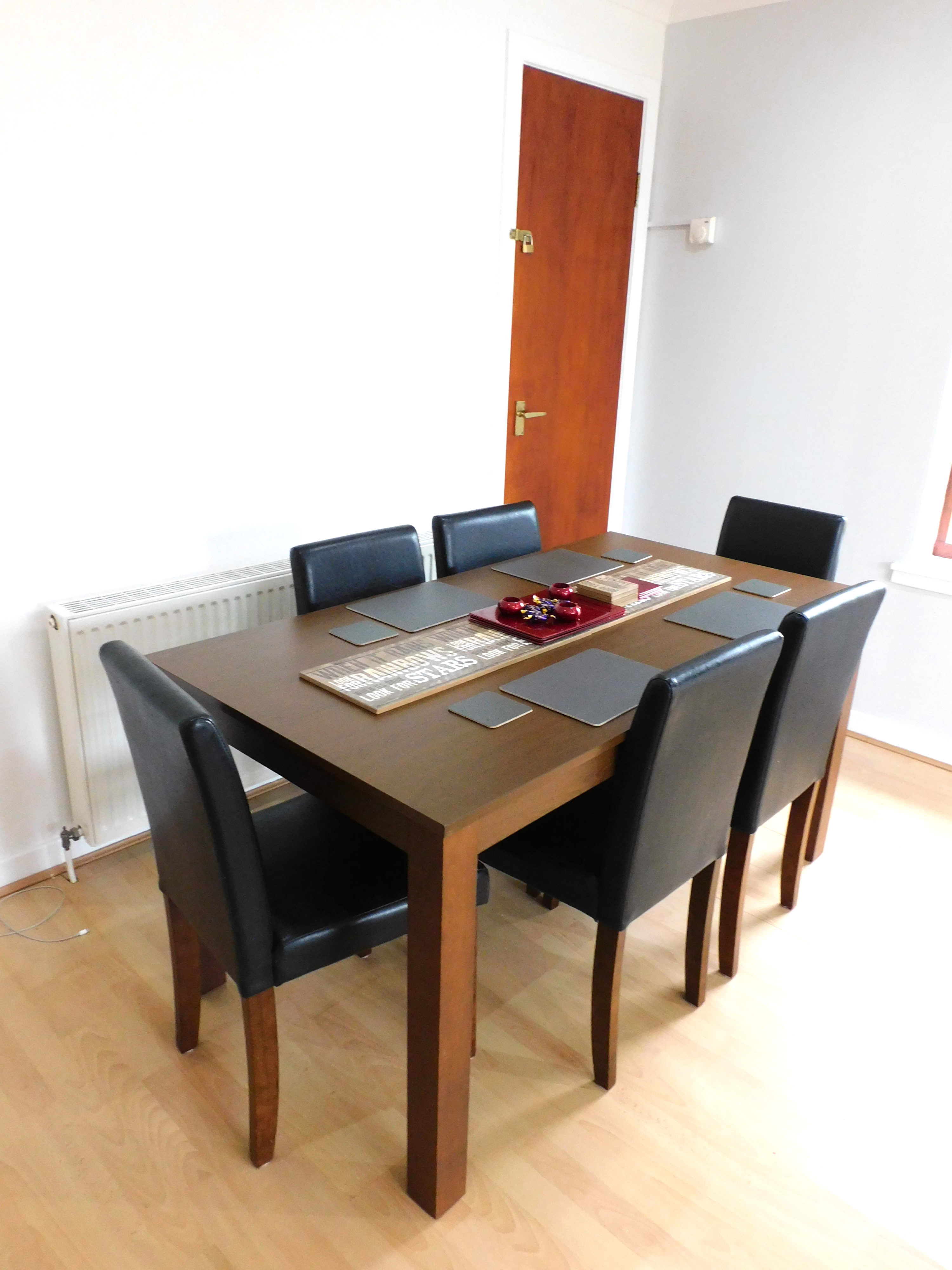 Charming 2 bed apt close to City and SEC/Hydro