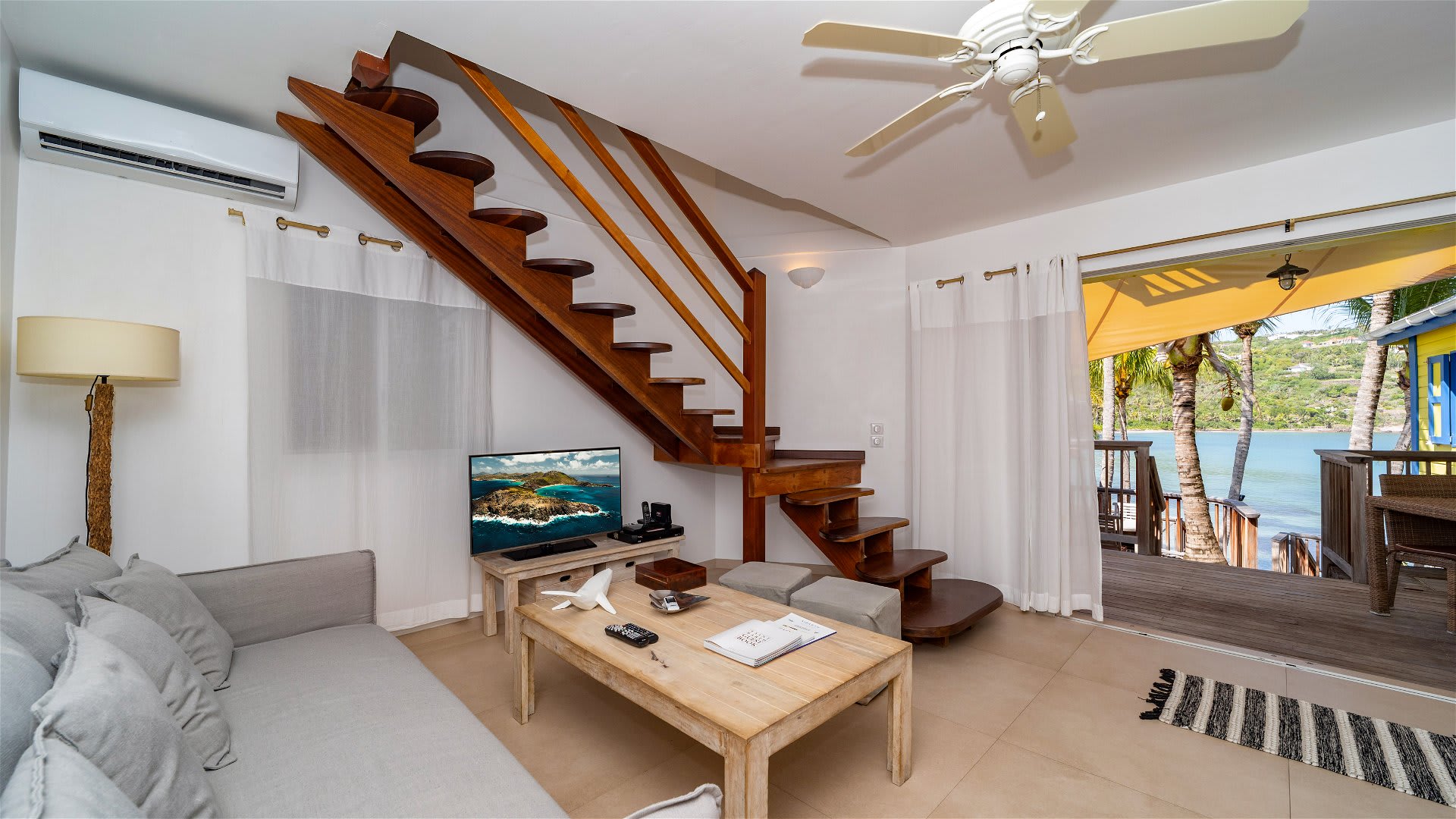 Charming Villa in a Paradise Setting | Photo 6