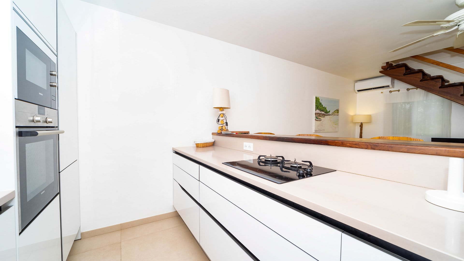 Charming Villa in a Paradise Setting | Photo 16