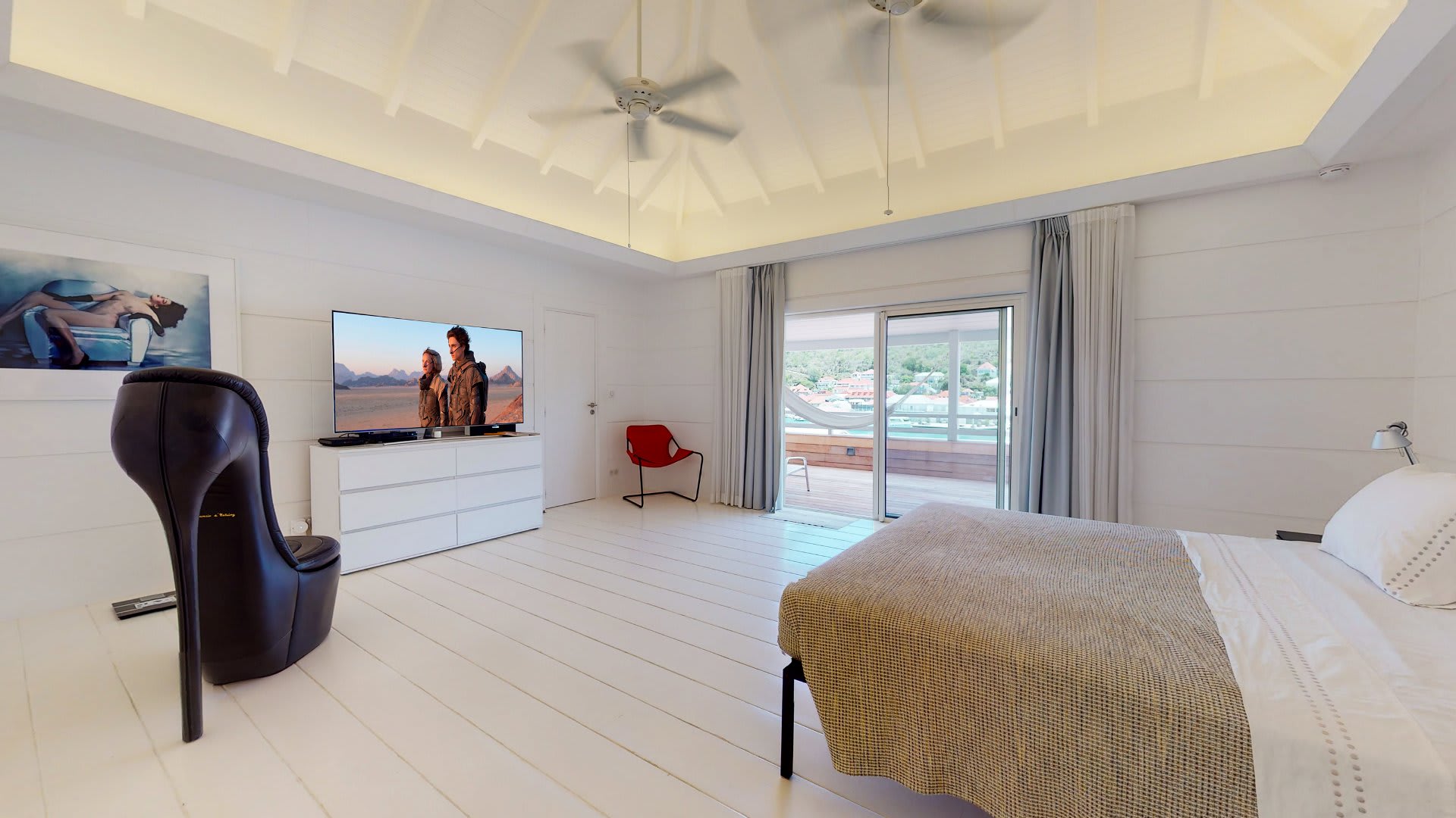 Luxurious Apartment close to Shell Beach 3