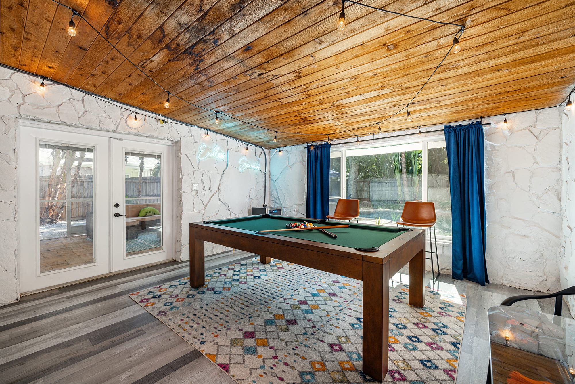 Endless summer game room