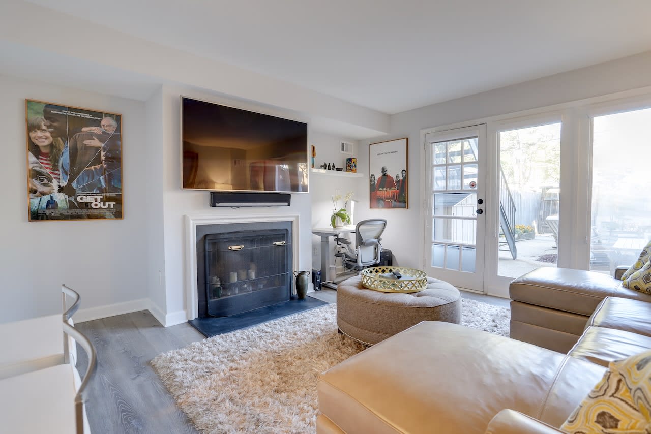 Sojourn Free Parking Capitol Hill — District of Columbia, DC — vacation rental