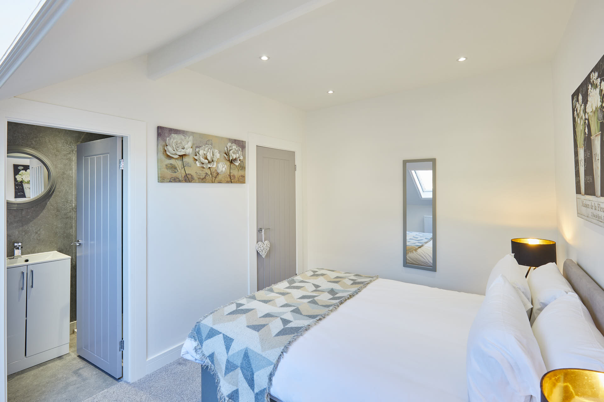Host & Stay - Apartment 4 in Diamond Street 9 TS12 1EB - Property image 12 - VivreStays