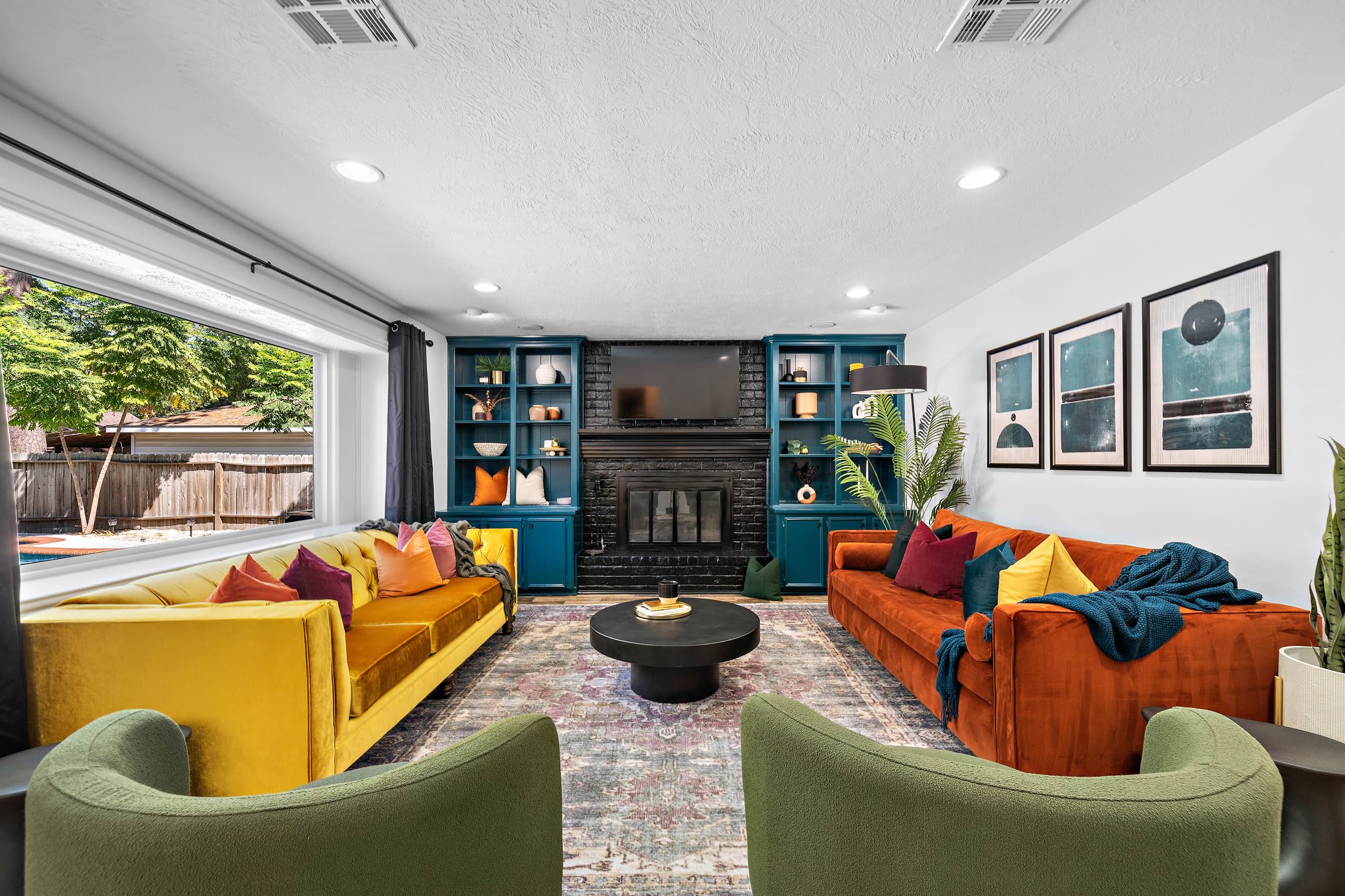 The Pines | Sleeps 12 | Family | BBQ & Movie Night — Conroe, TX — vacation rental
