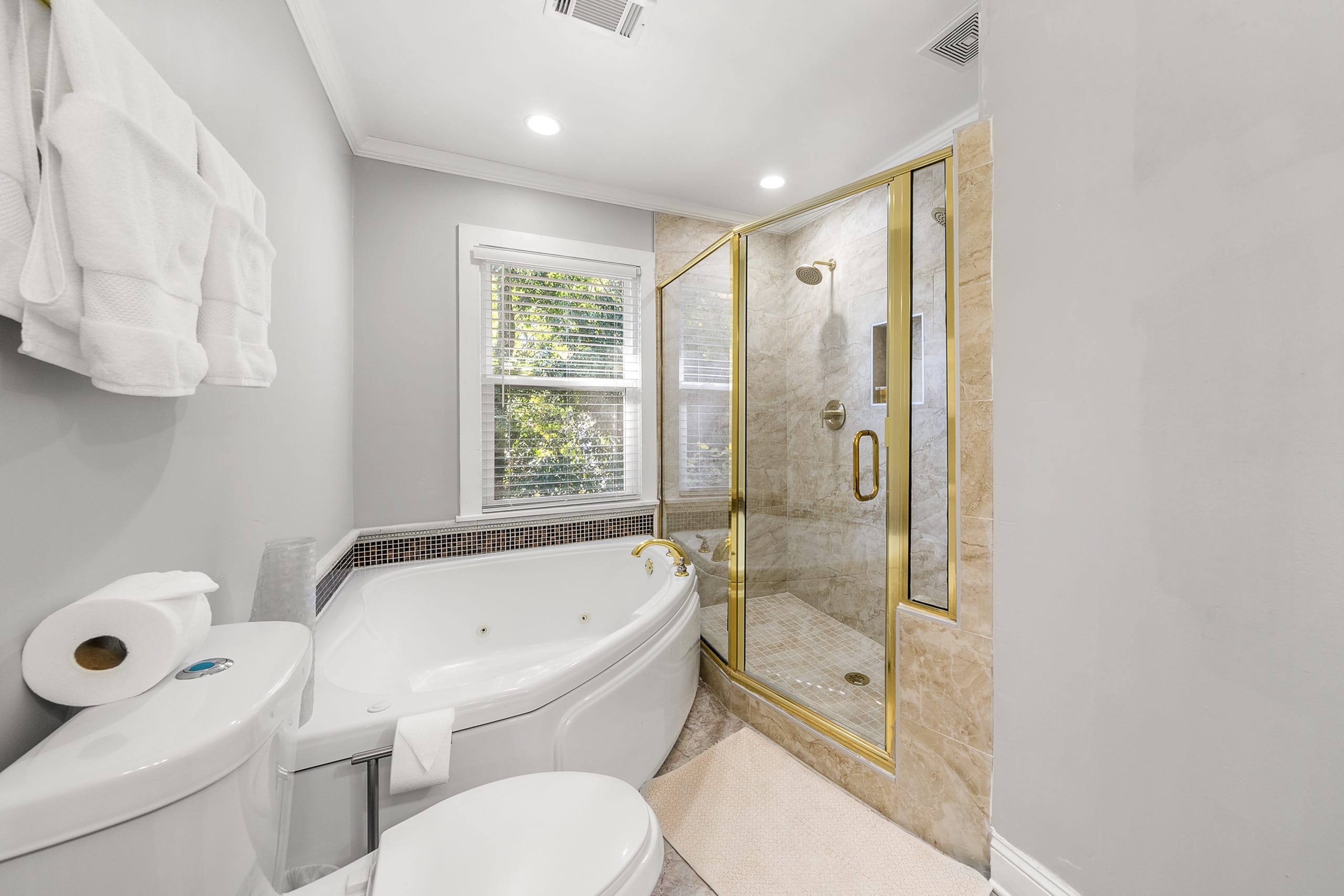 Beautiful & large Newly renovated 5 Bedroom house. - Foto 21