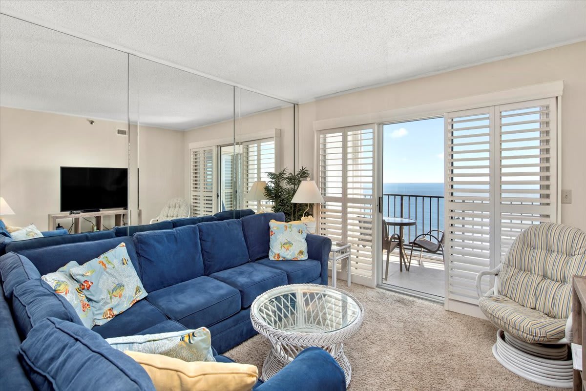 Large Direct Oceanfront Condo with Great Amenities | Photo 3