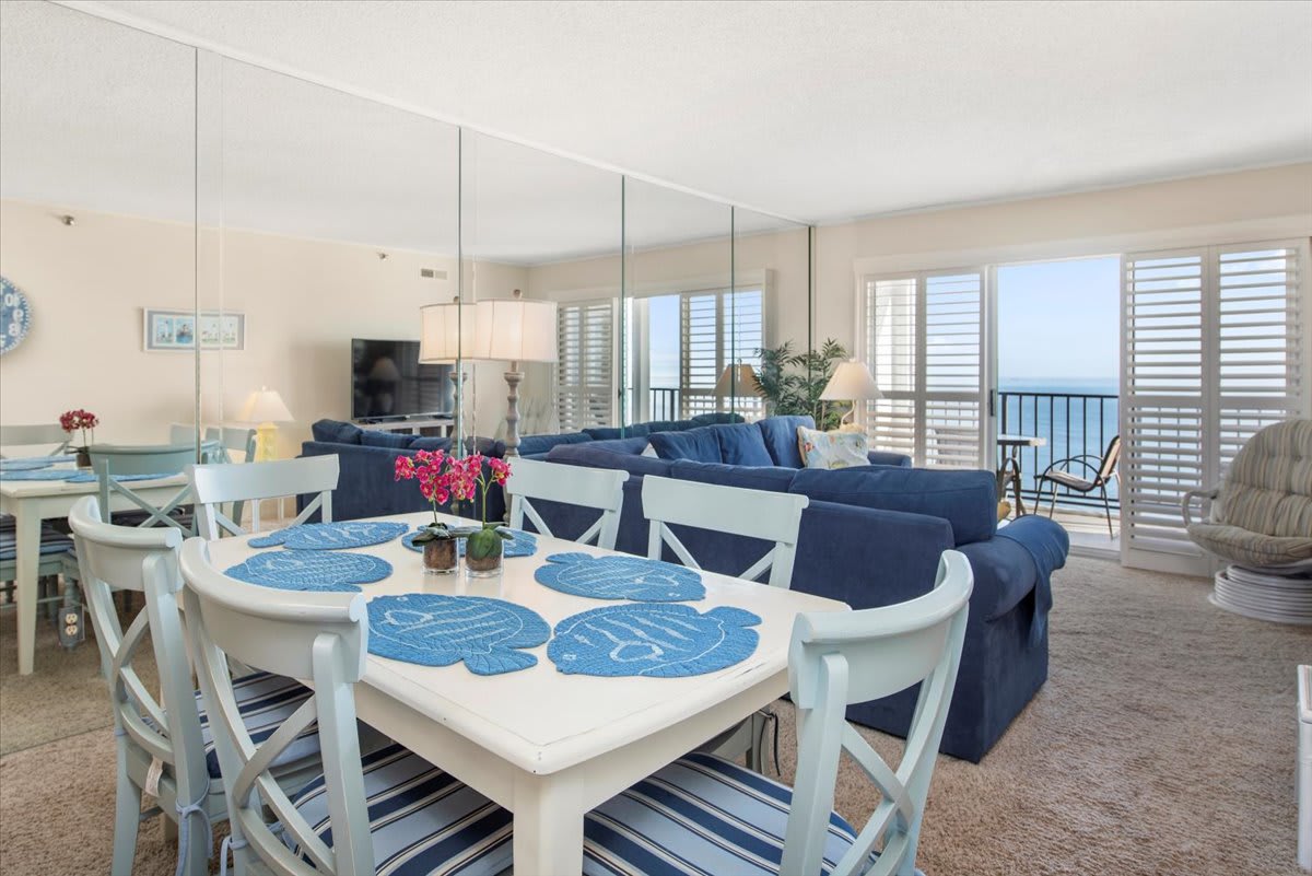 Large Direct Oceanfront Condo with Great Amenities | Photo 2