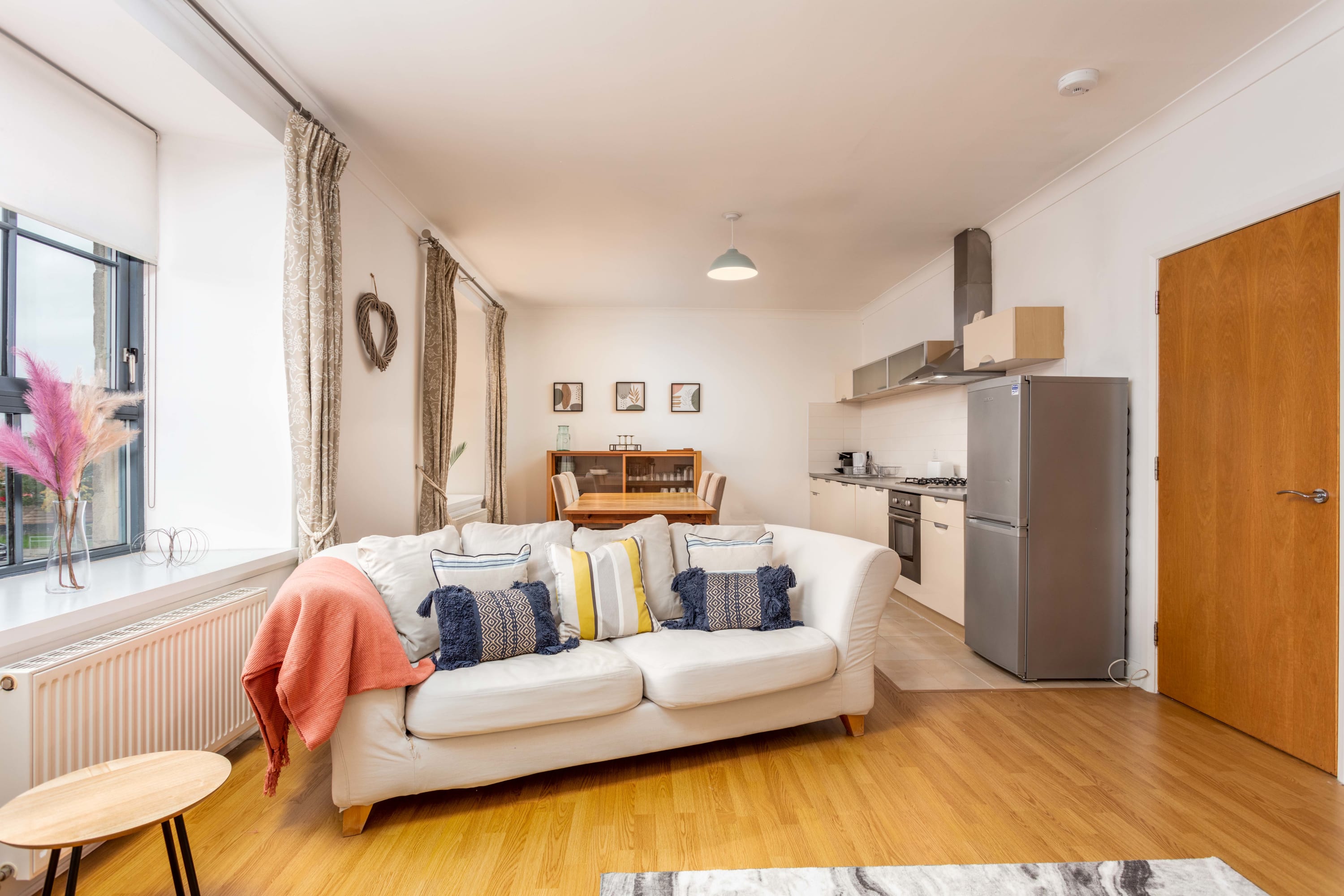 No27 The Barclay - Donnini Apartments — Kilmarnock, Scotland — vacation rental