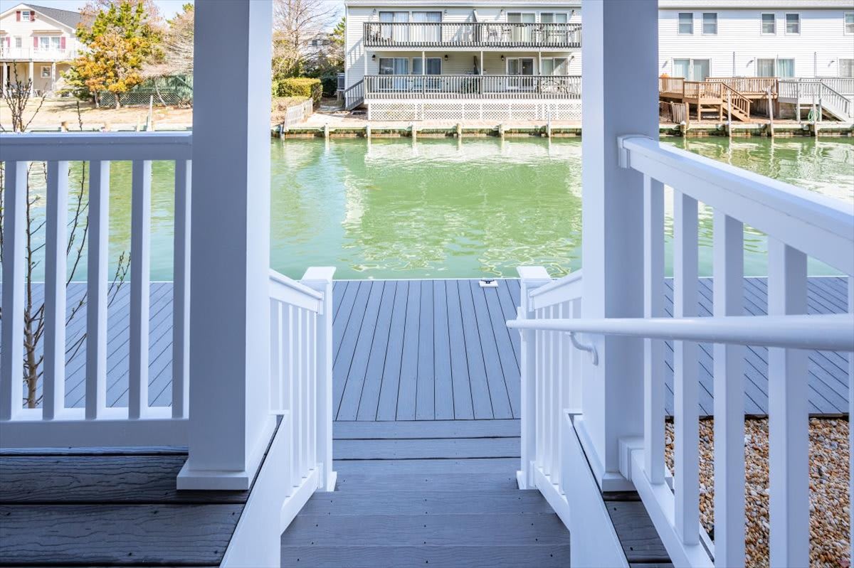 Large Waterfront Townhome with Boat Dock and Pool | Photo 3