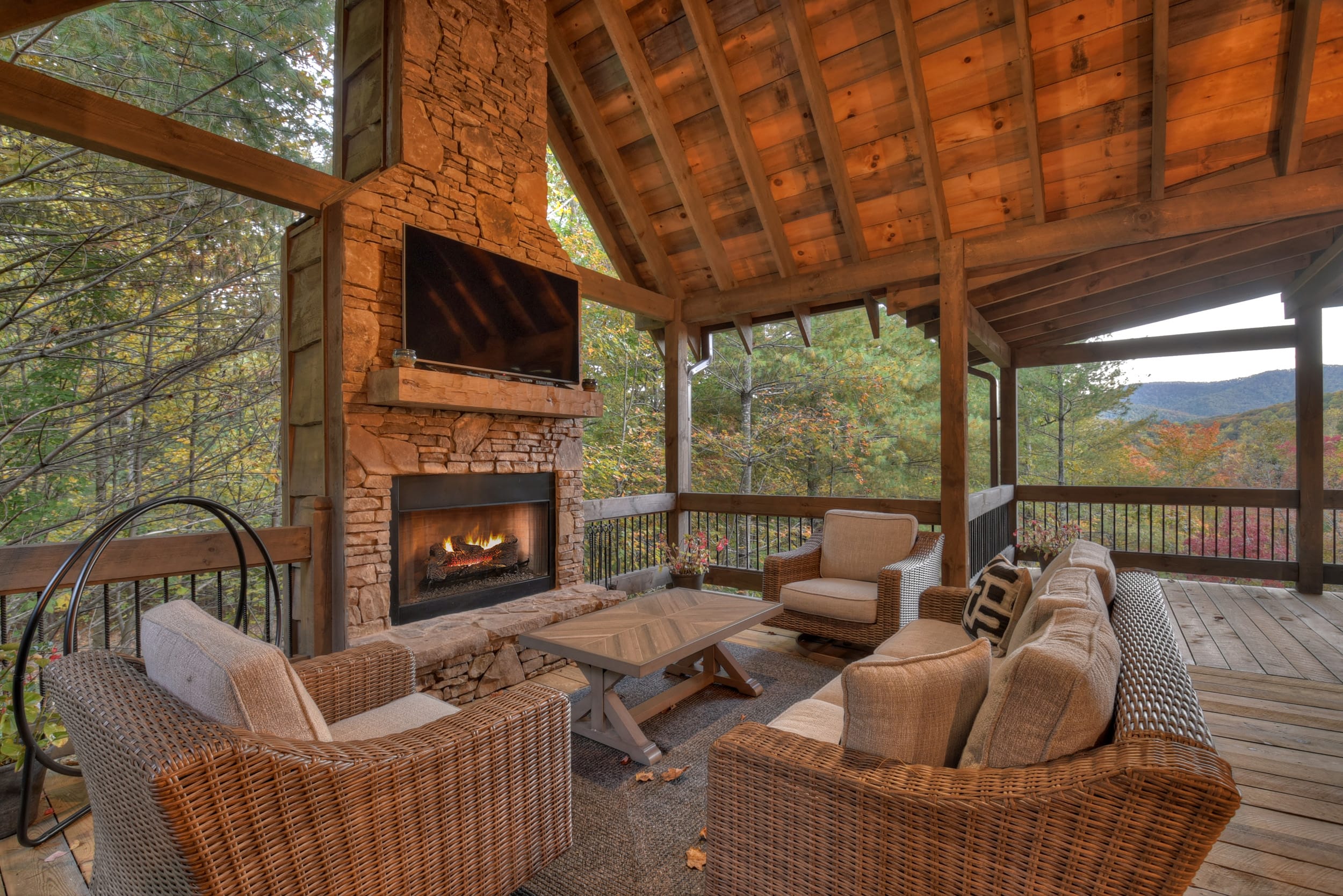Hunter's Treehouse | Free Night Offer! — Epworth, GA — vacation rental