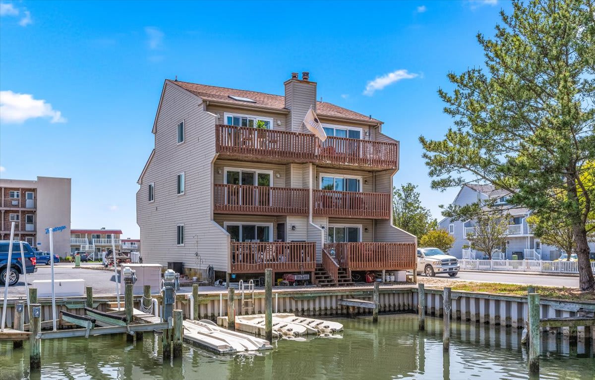 Large Ocean City Waterfront Townhome w Boat Slip | Photo 3
